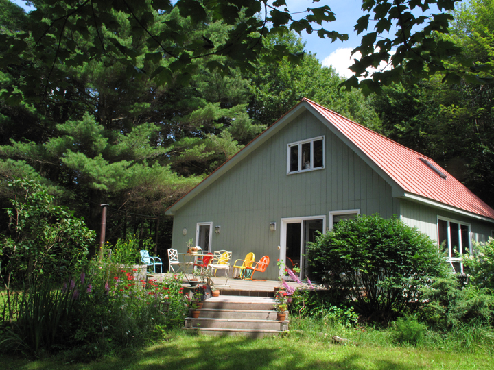 Vermont Cabin in The Woods Houses for Rent in Huntington, Vermont