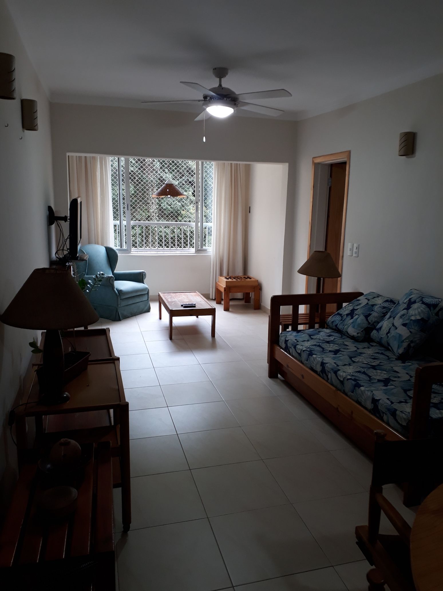 APT WITH 3 SUITES 1 BLOCK FROM the SEA !Pitangueiras