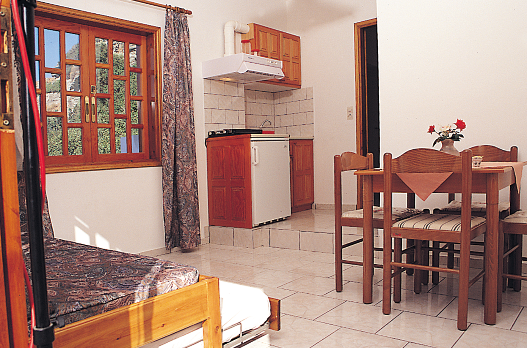 Minos Apartments #2, friendly, close to the beach