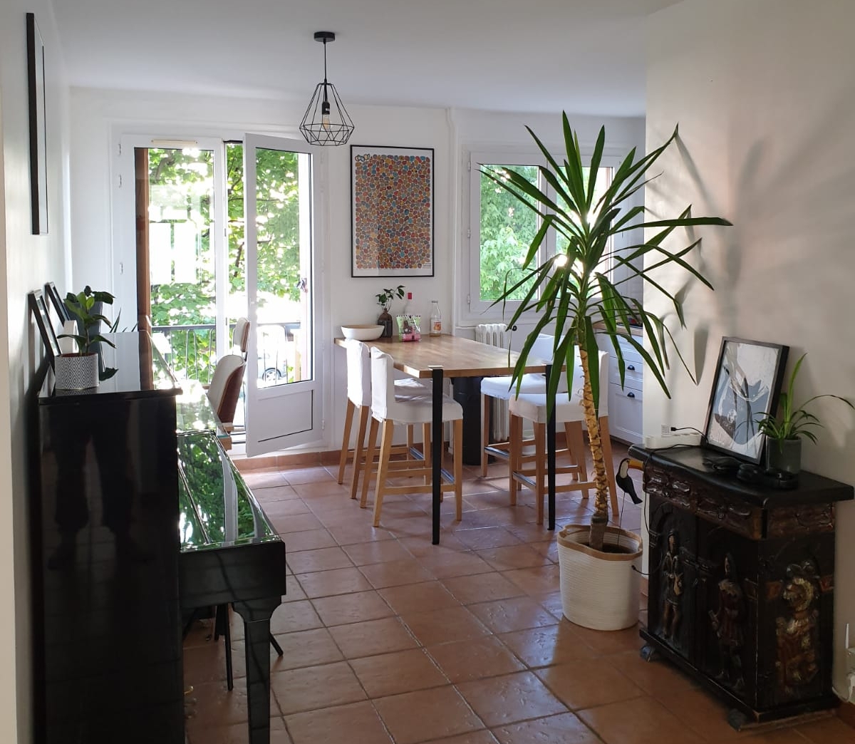 Beautiful, quiet, 2 bedroom, close to Paris