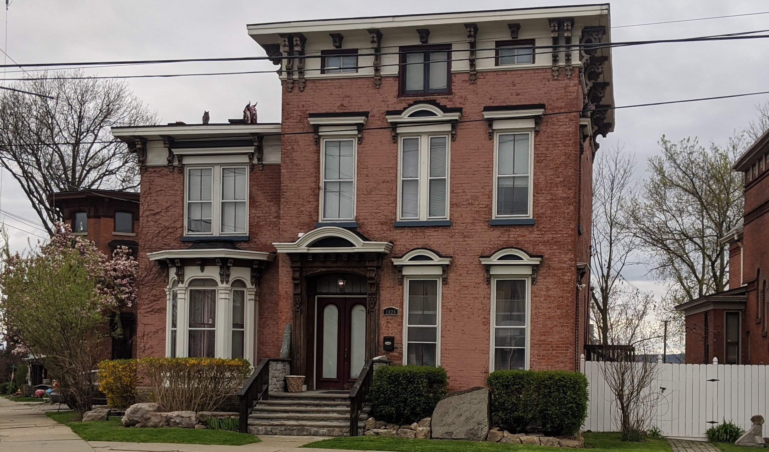 Historic one bedroom apartment (4) Apartments for Rent in Utica, New