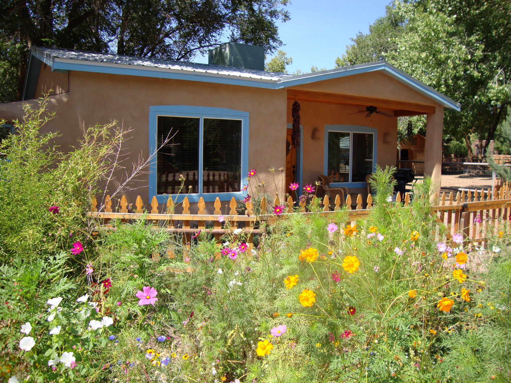 Charming Casita Cottages for Rent in Corrales, New Mexico, United