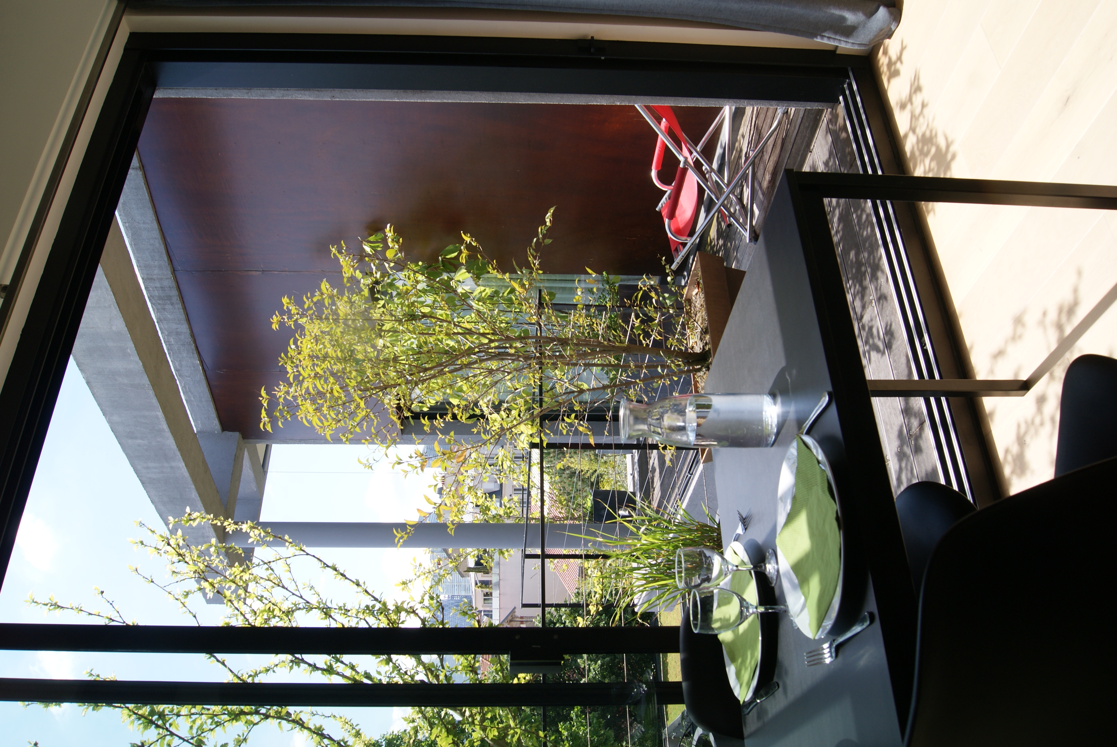 New studio with garden view and La Défense