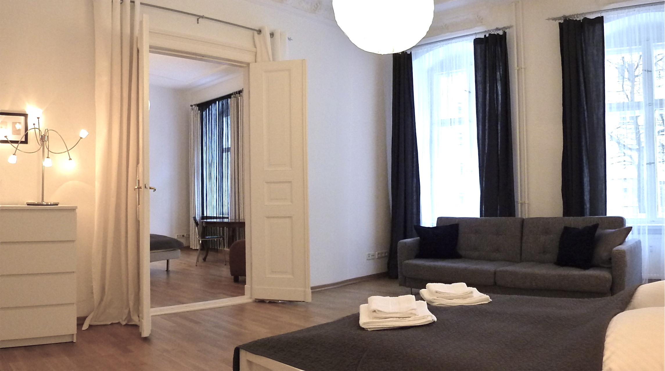 Elegant 4 Room Apartment with 2 Bathrooms