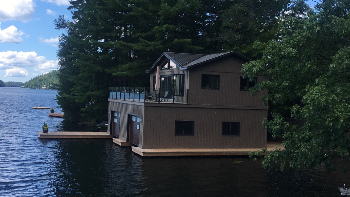 Lake Rosseau Boathouse Getaway for 2