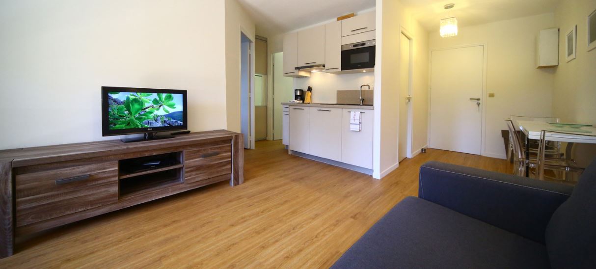 Beach 200 m away for this lovely apartment