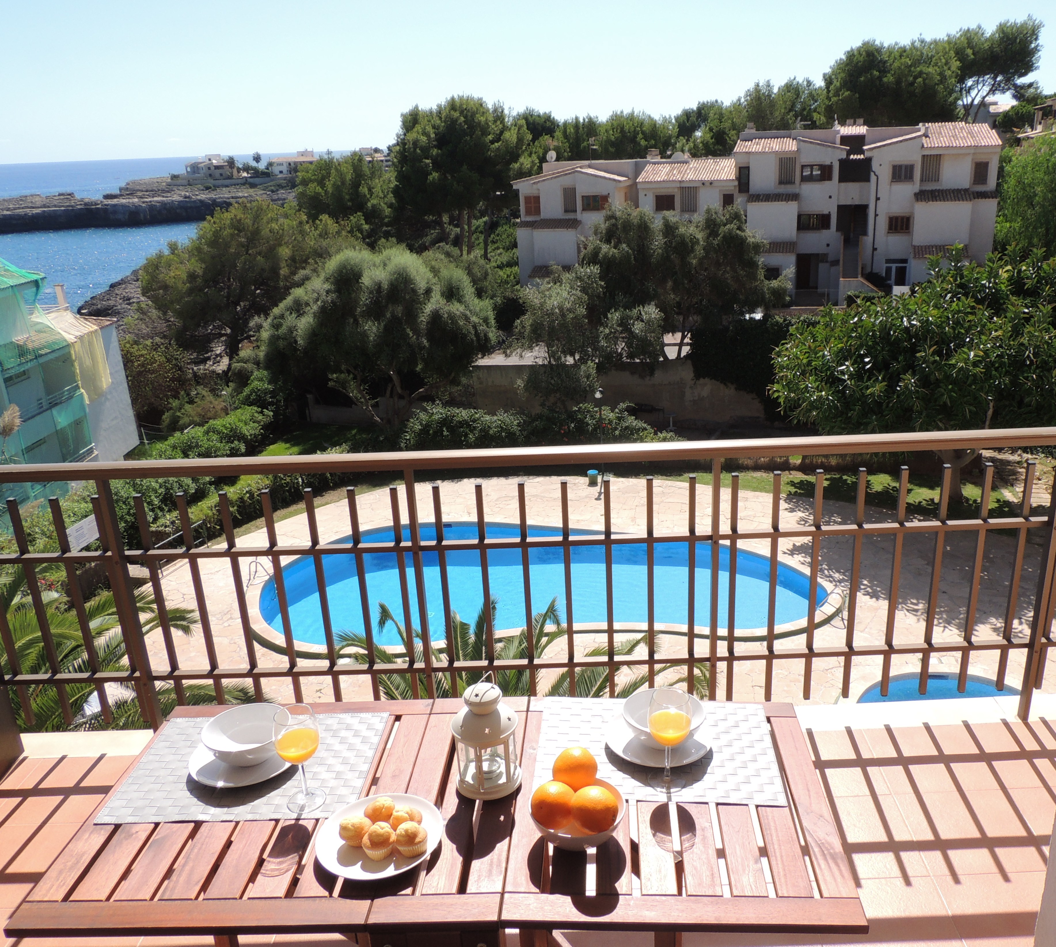 SEA VIEW APARTMENT WITH POOL