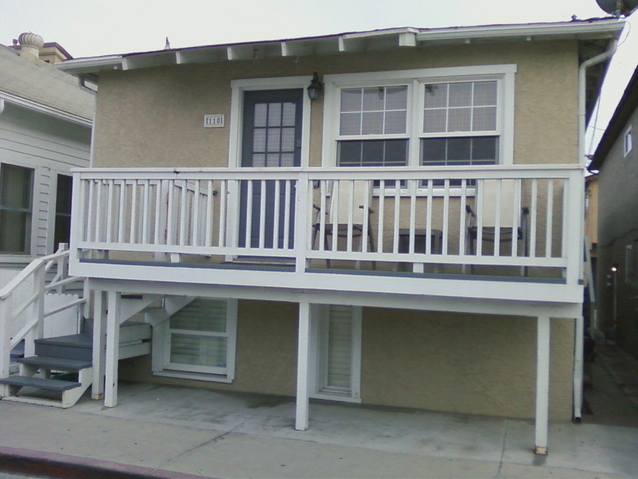 3BD Steps to the Beach, on 25th St Houses for Rent in Newport Beach, California, United States