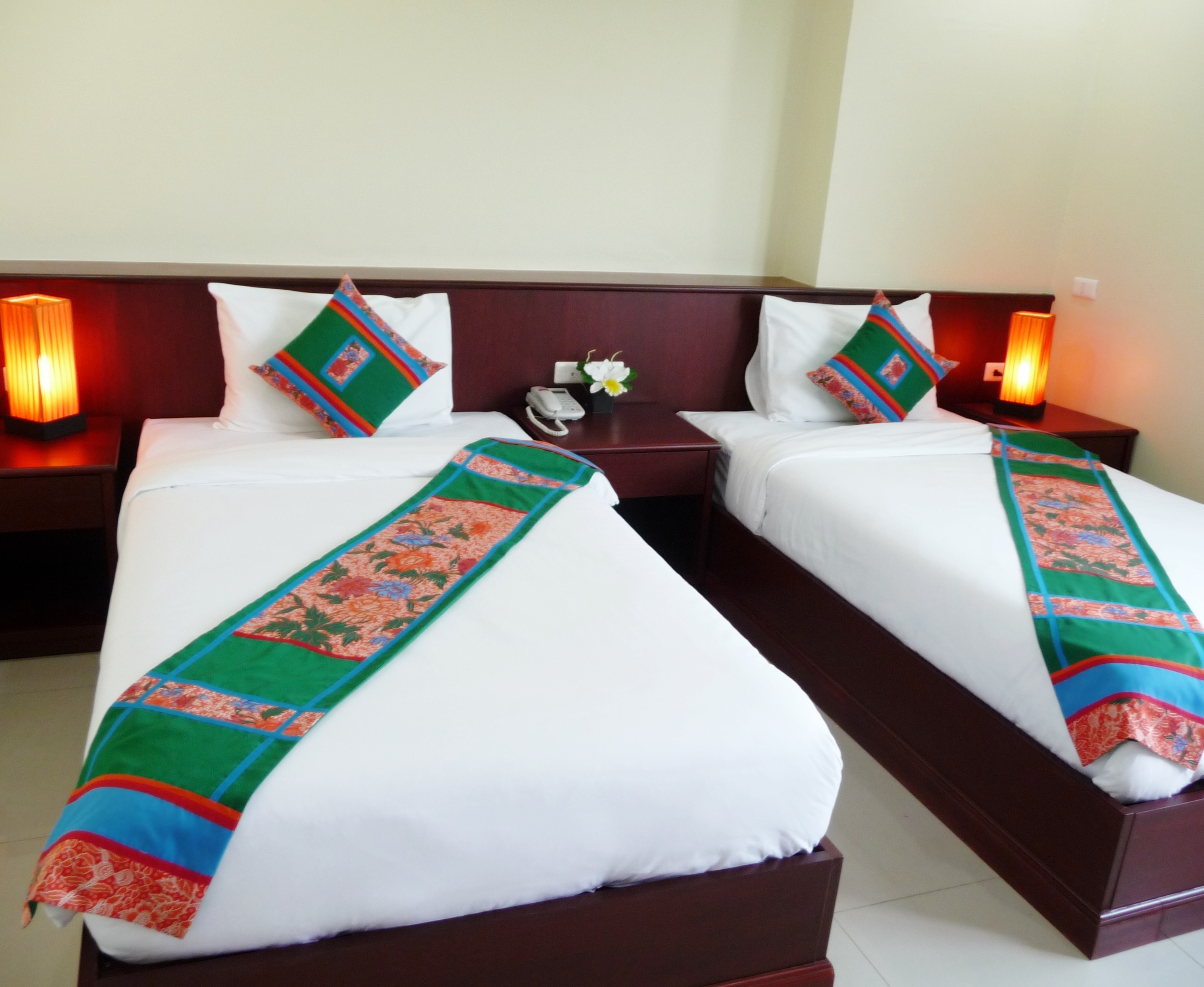 1 Bedroom with Twin Beds- 2 guests in Bangkok Yai, Bangkok