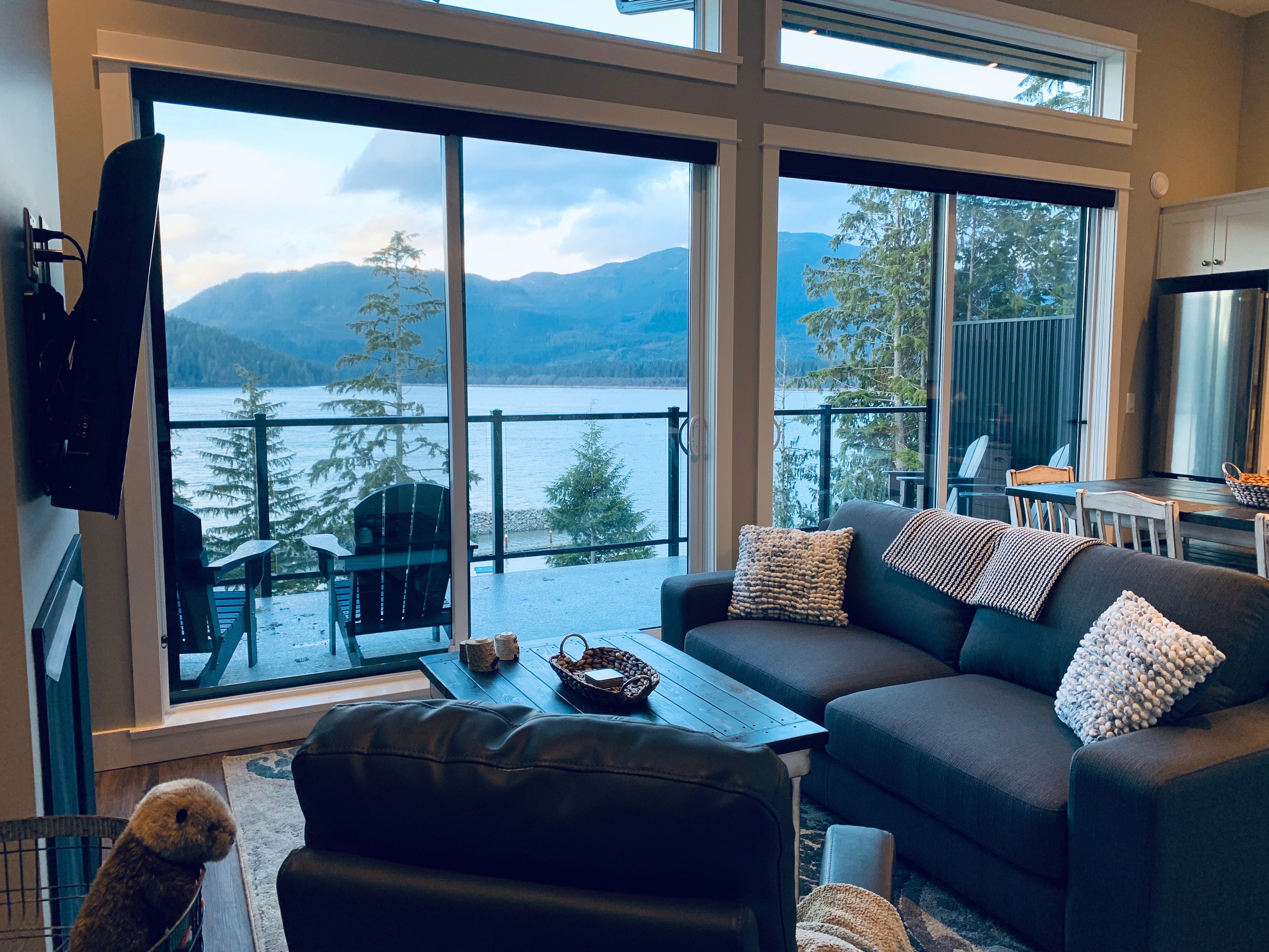 #210 - Ocean Serenity cottage (Oceanfront)