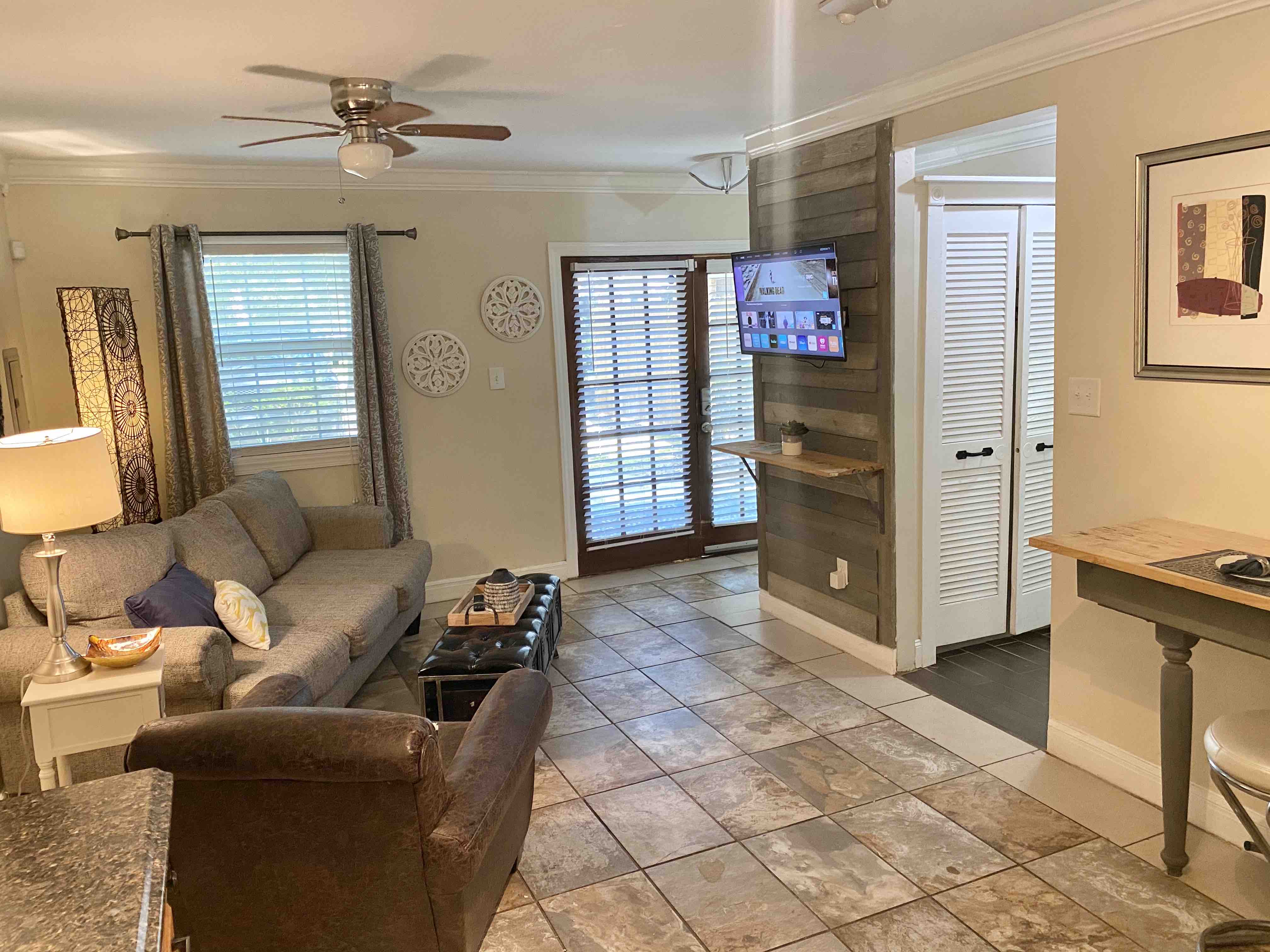 Tim’s Cabin Houses for Rent in Mobile, Alabama, United States