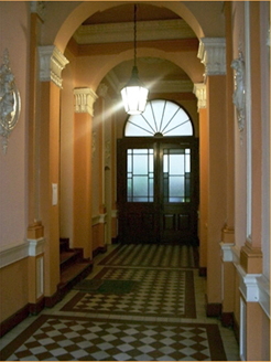 Renovated apt in an old building in Tempelhofer Vorstadt, Berlin