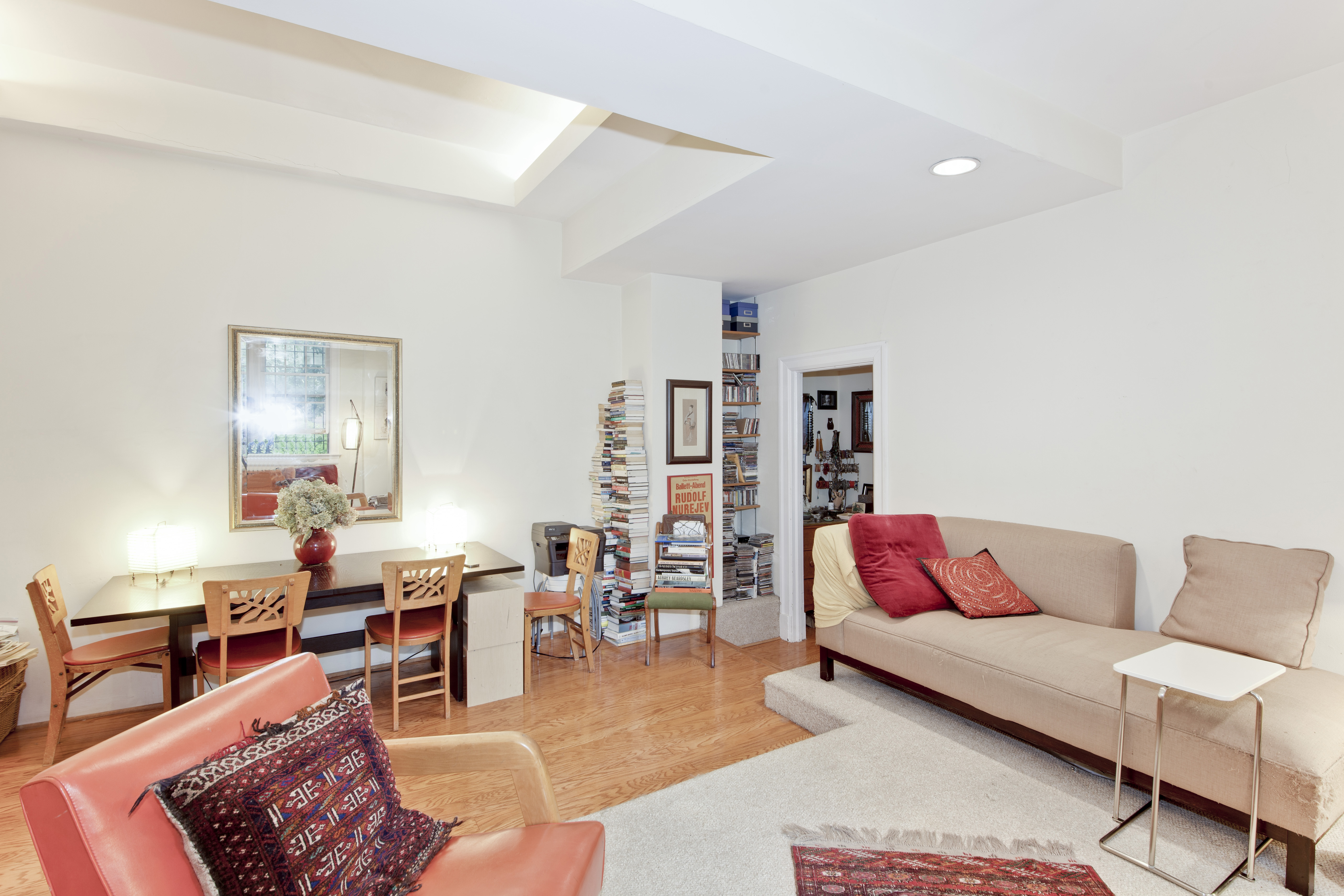 Peaceful Oasis Near U St/Dupont; Private Bedroom in Kalorama Heights, Adams Morgan, Lanier Heights, Washington Dc