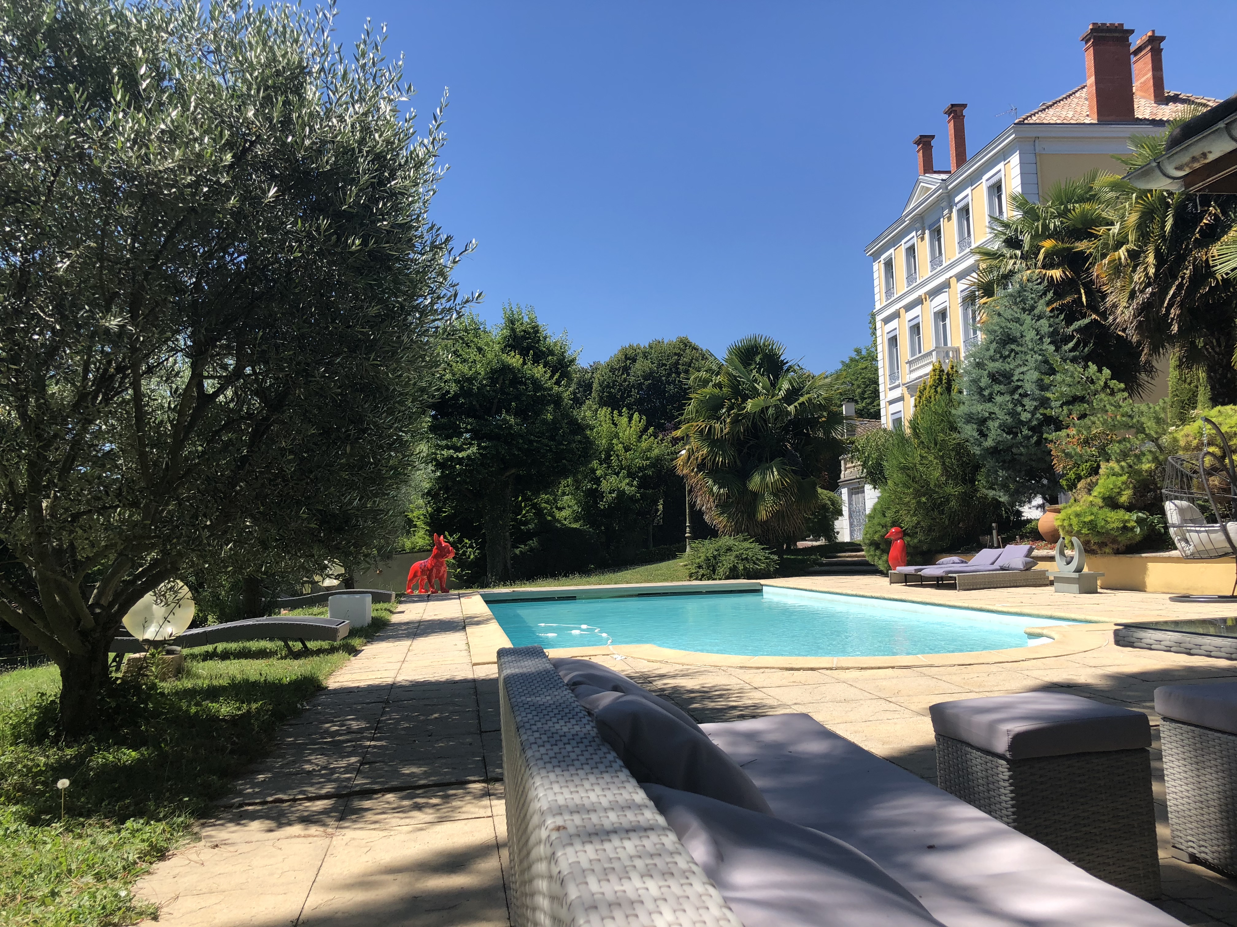 Lovely furnished 75m2  in 17th century stone house