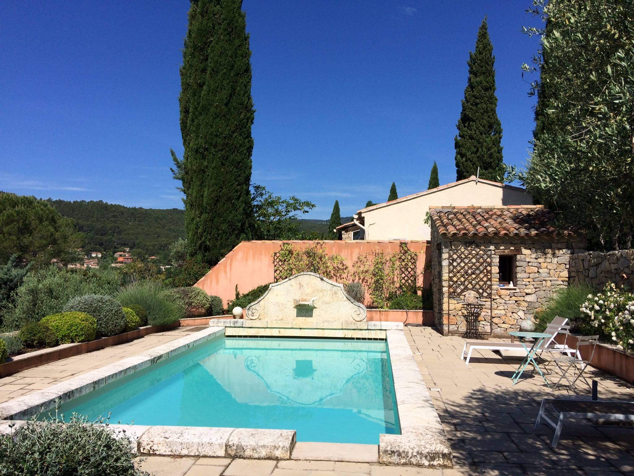 Studio / Swimming Pool in Cotignac!