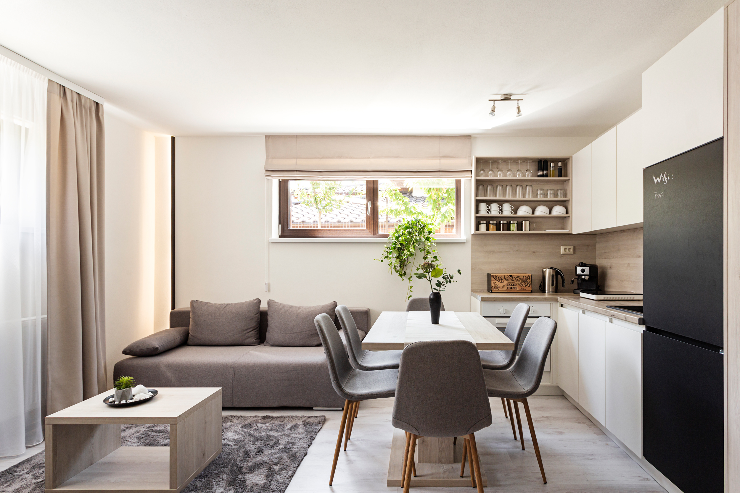 Wonderhill - Apartment & Playroom