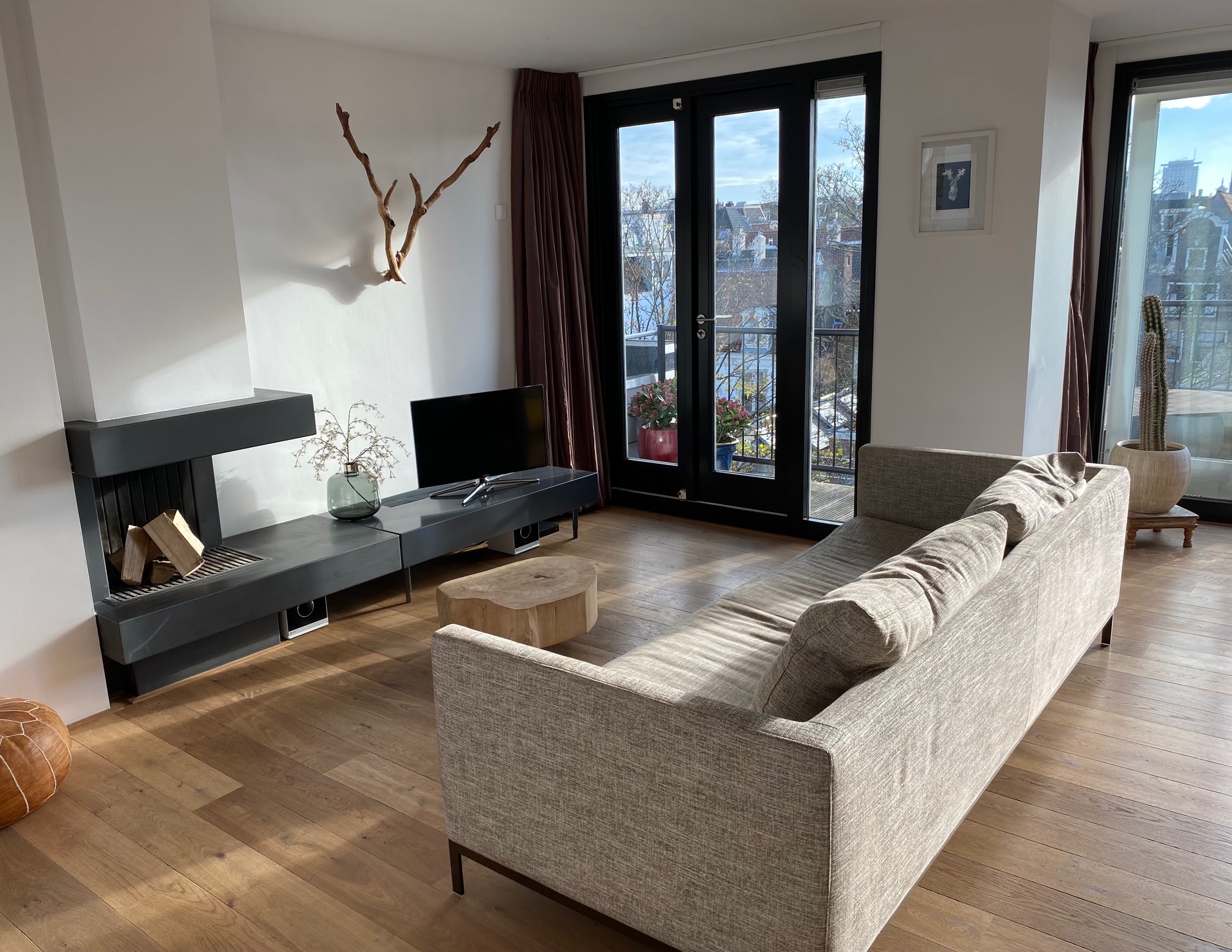 Tranquil penthouse in between the canals — Amsterdam stay