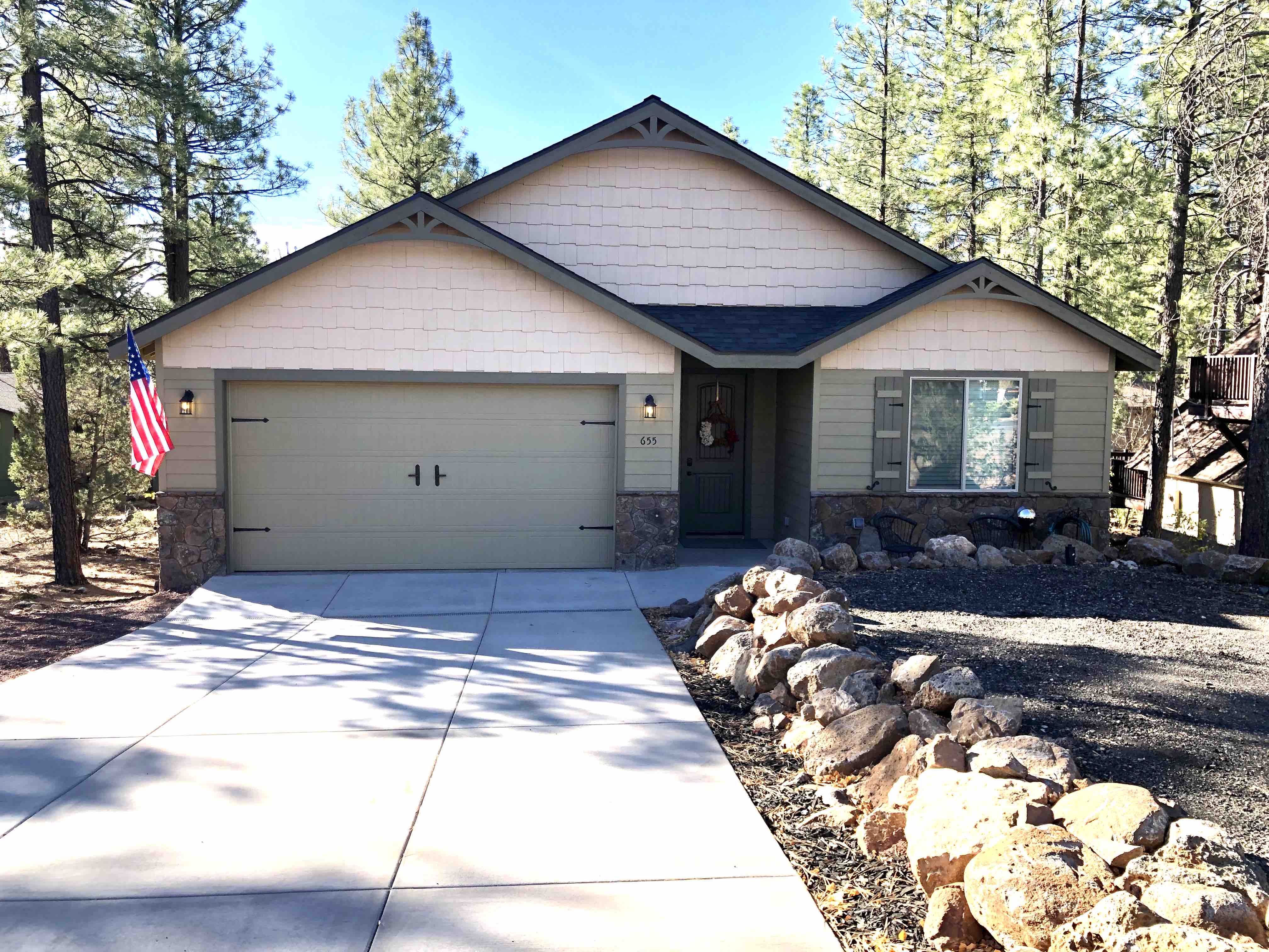 Place in the Pines Cabins for Rent in Munds Park, Arizona, United