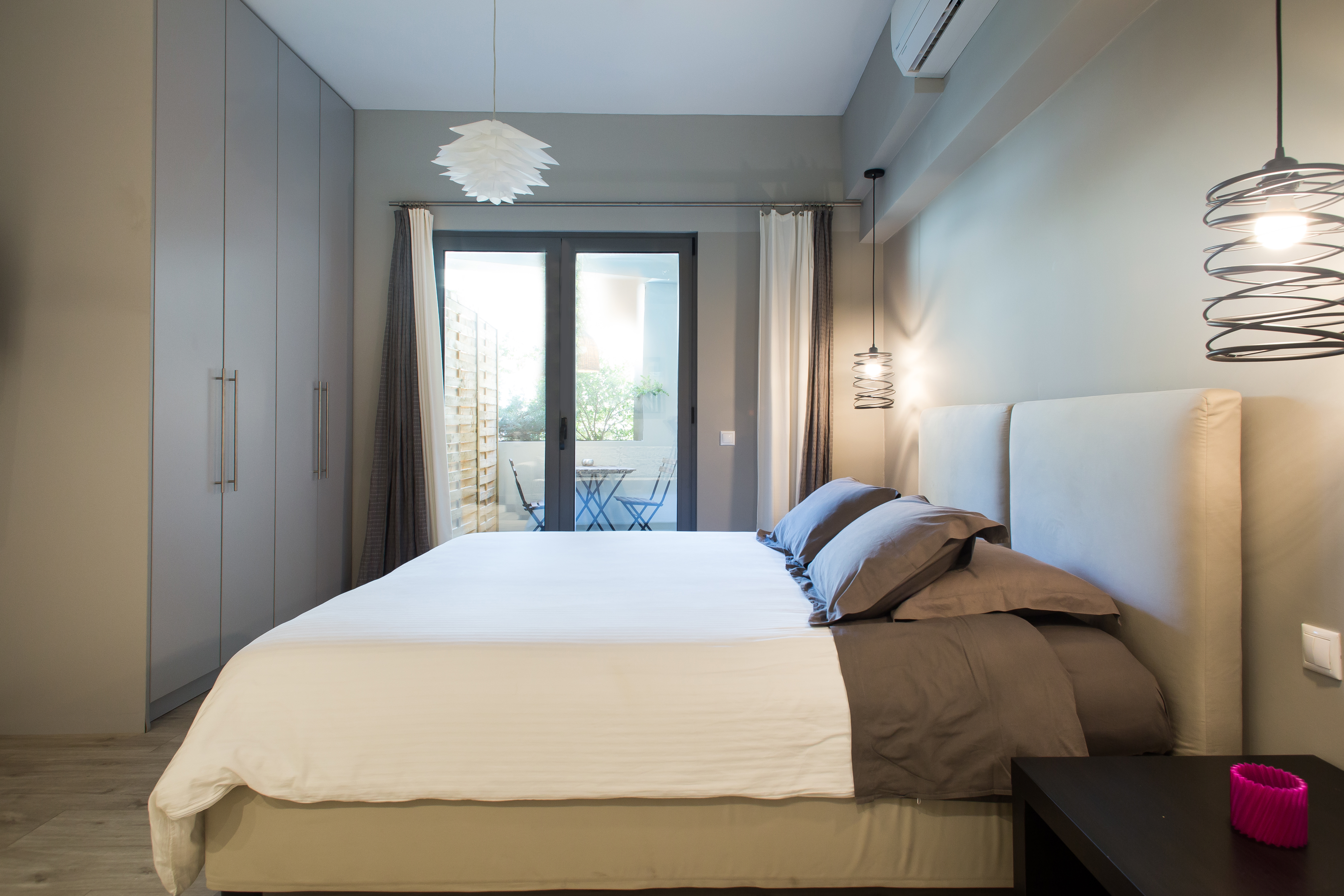 The "Suite 102" by the Acropolis. in ΕΜΠΟΡΙΚΟ ΤΡΙΓΩΝΟ-ΠΛΑΚΑ, Athens