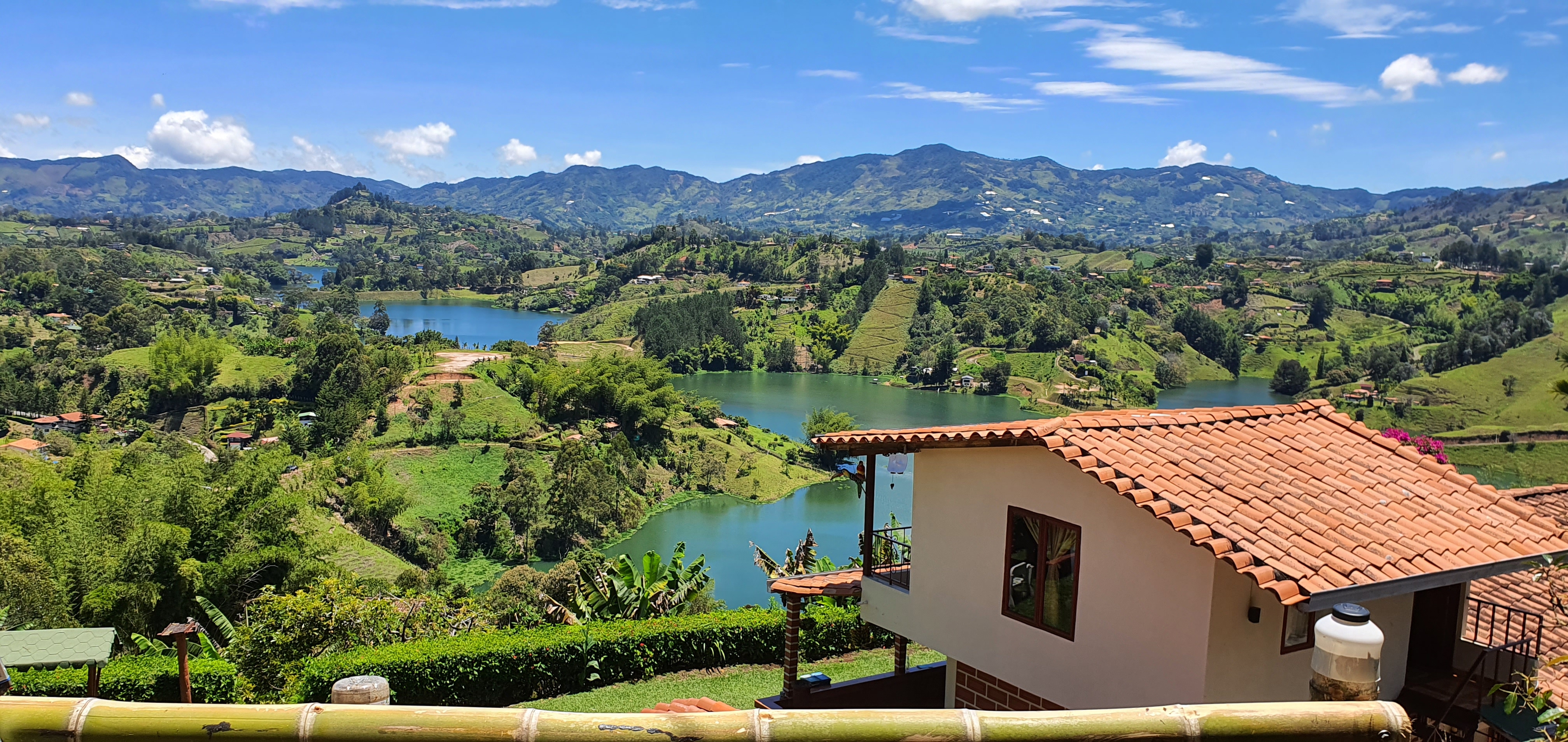 Guatapé Dam View Coffee Farm