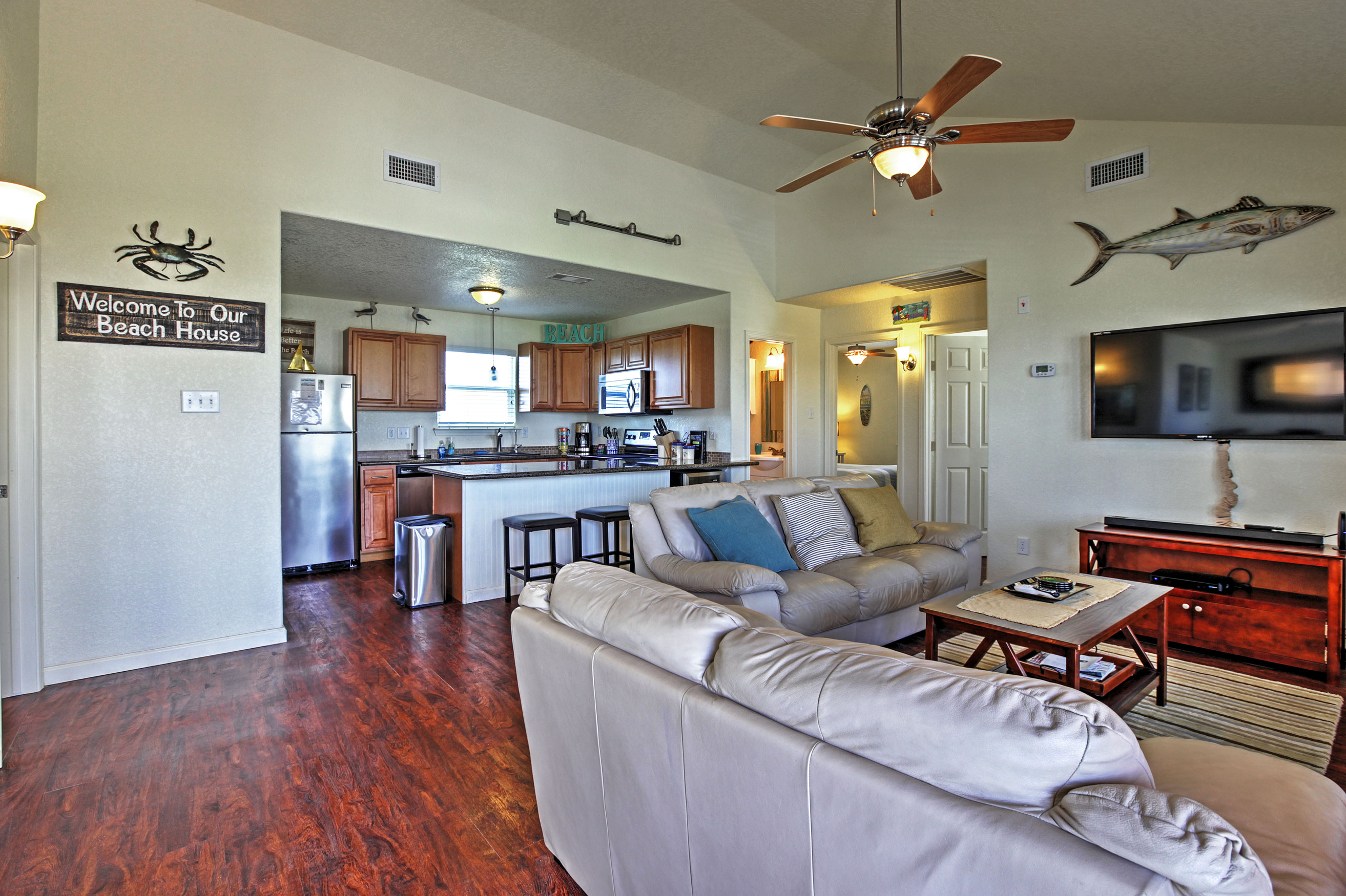 Surfside Beach House w/Ocean View, Steps to Shore! Houses for Rent in