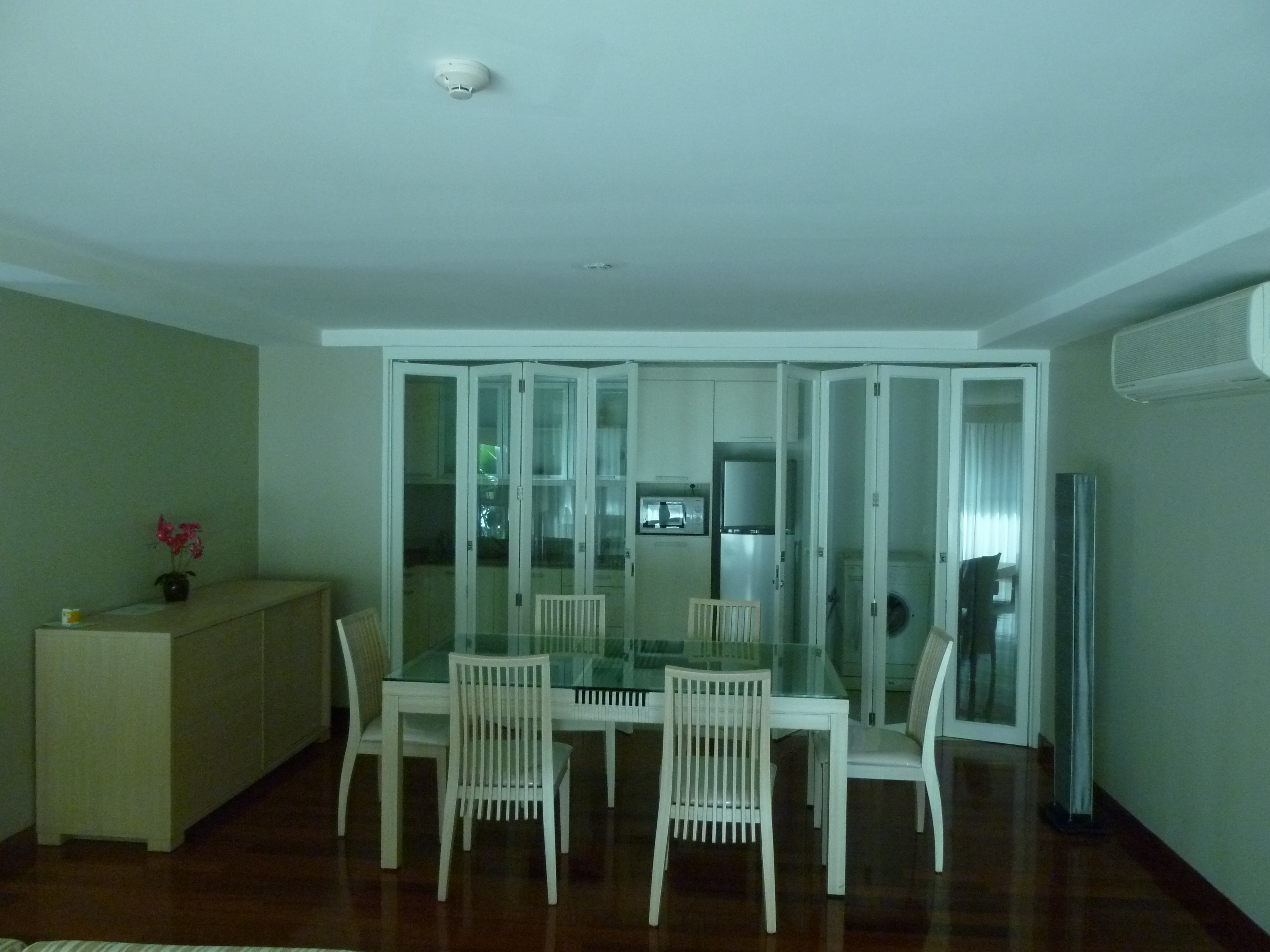 2br apt in Sukhumvit Asoke near BTS in Vadhana, Bangkok