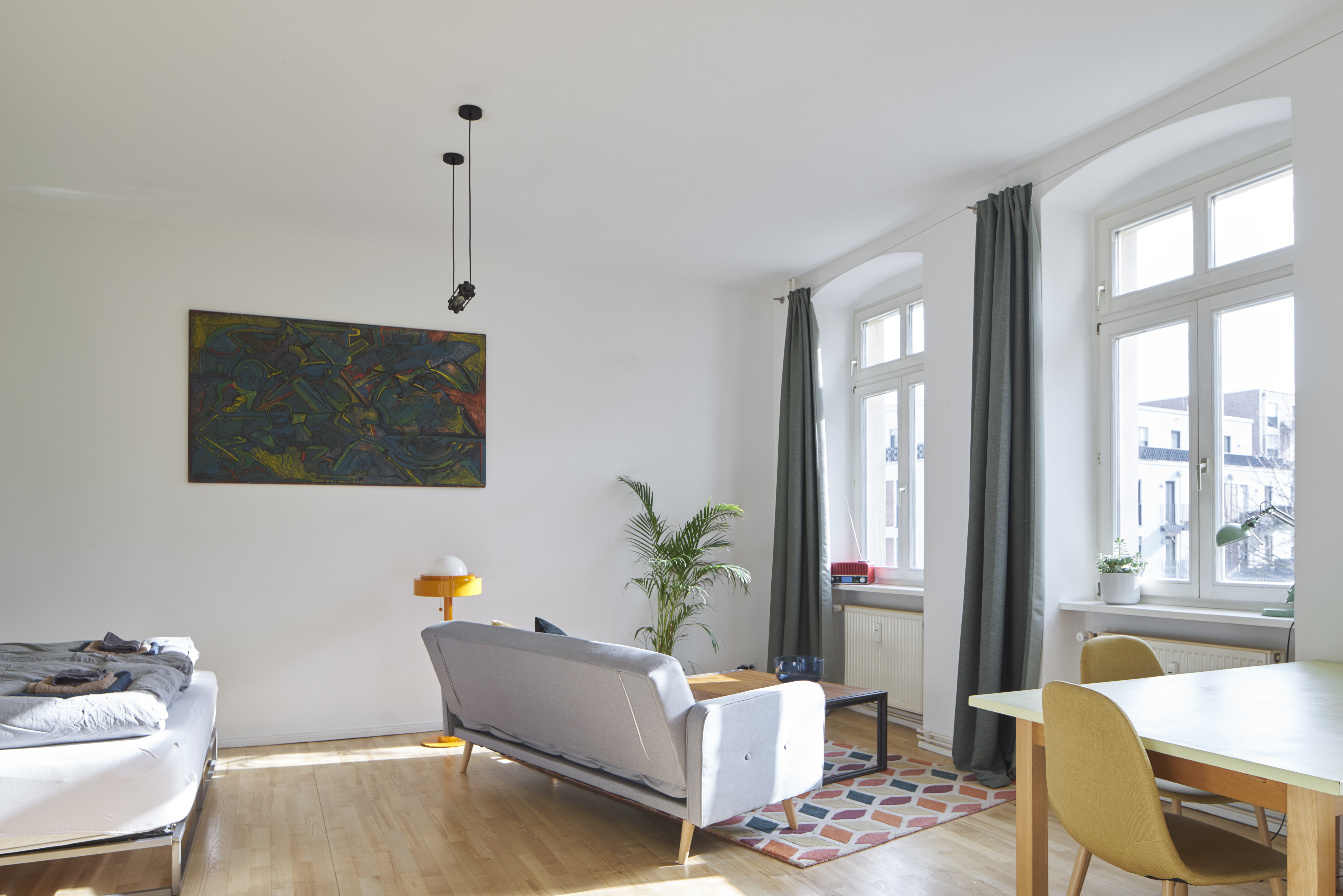 Beautiful studio downtown close to TV tower
