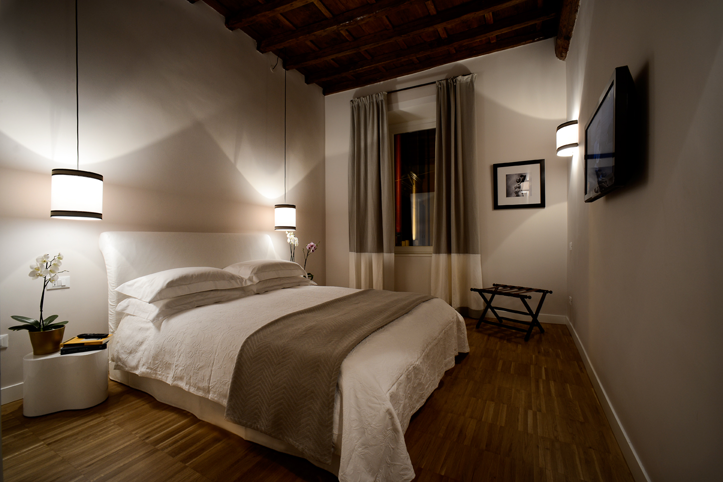 architect designed apartment near Coloseum