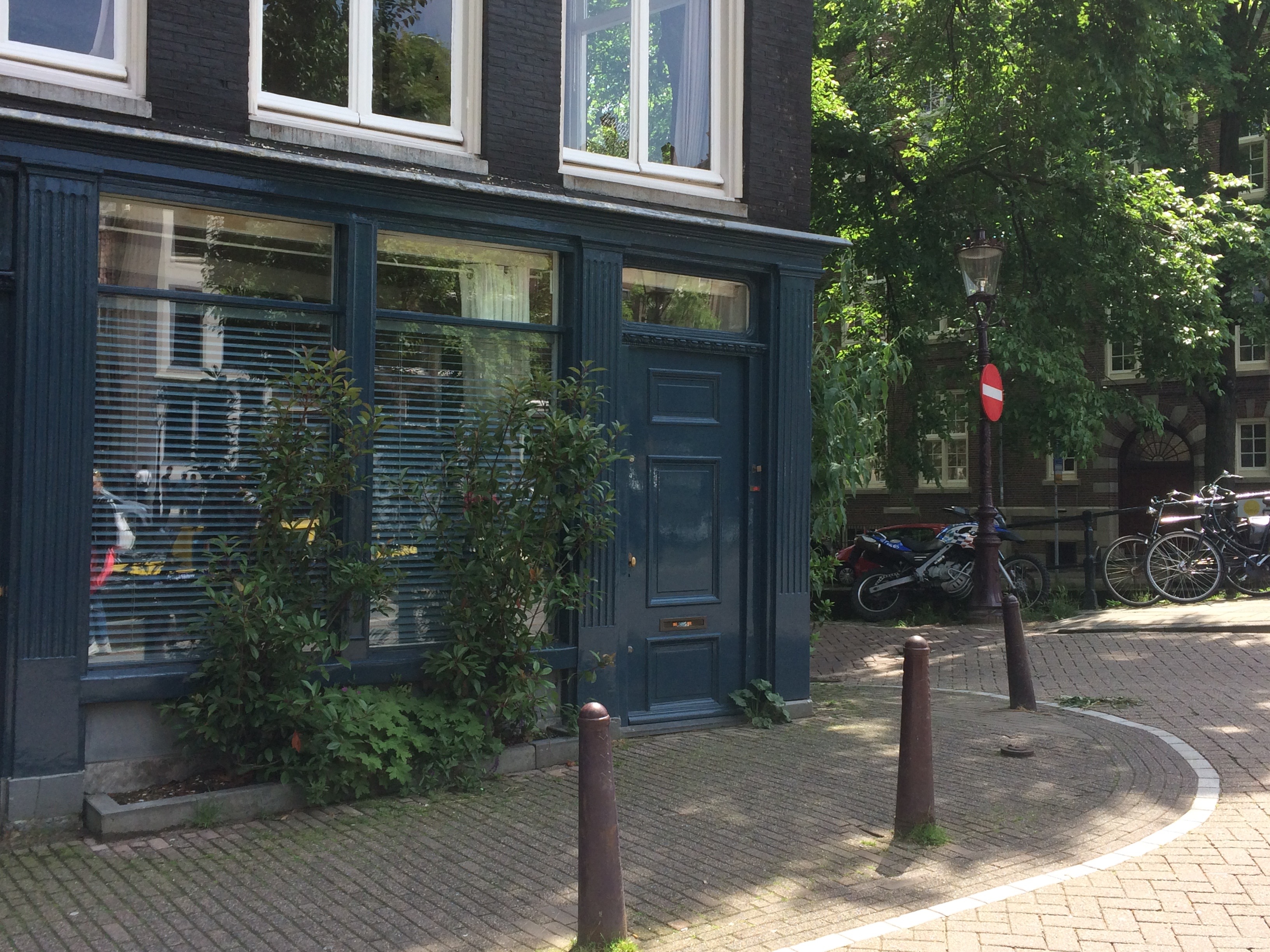 The Bike Shed On The Corner Of Two Canals โ Amsterdam stay