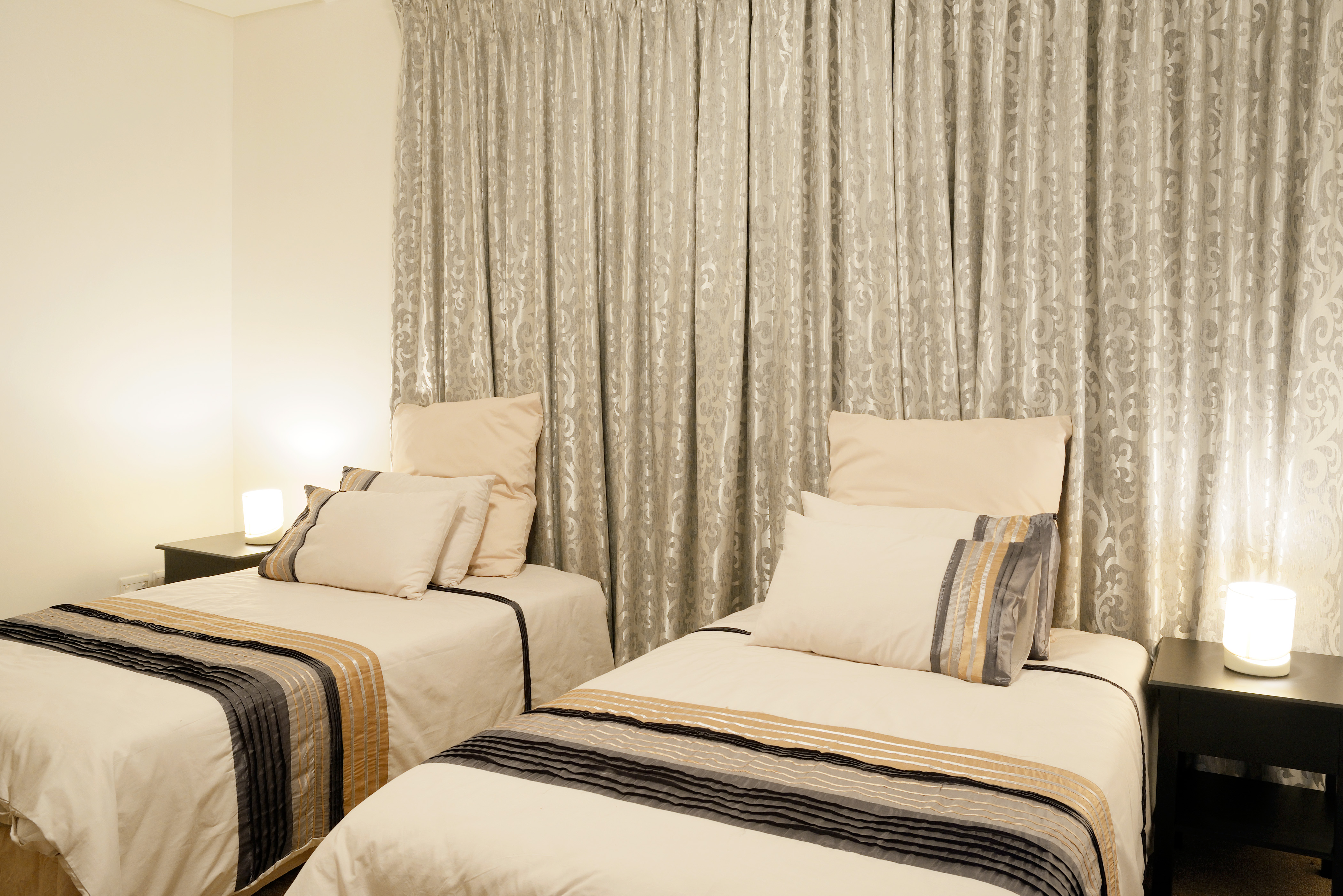 Market House, Flat 402. in Ward 115, Cape Town