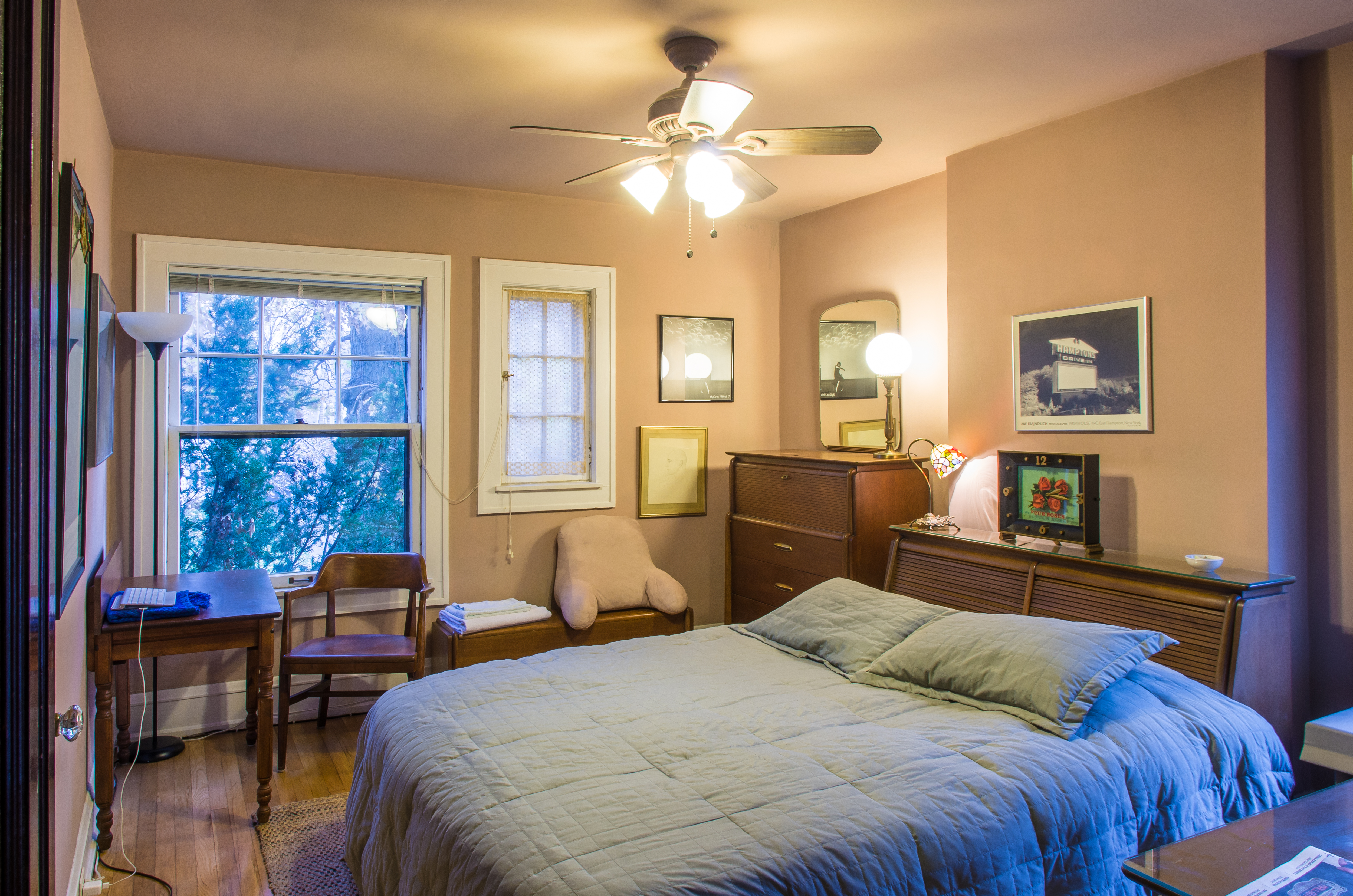 1913 tree house - Pin Oak Room