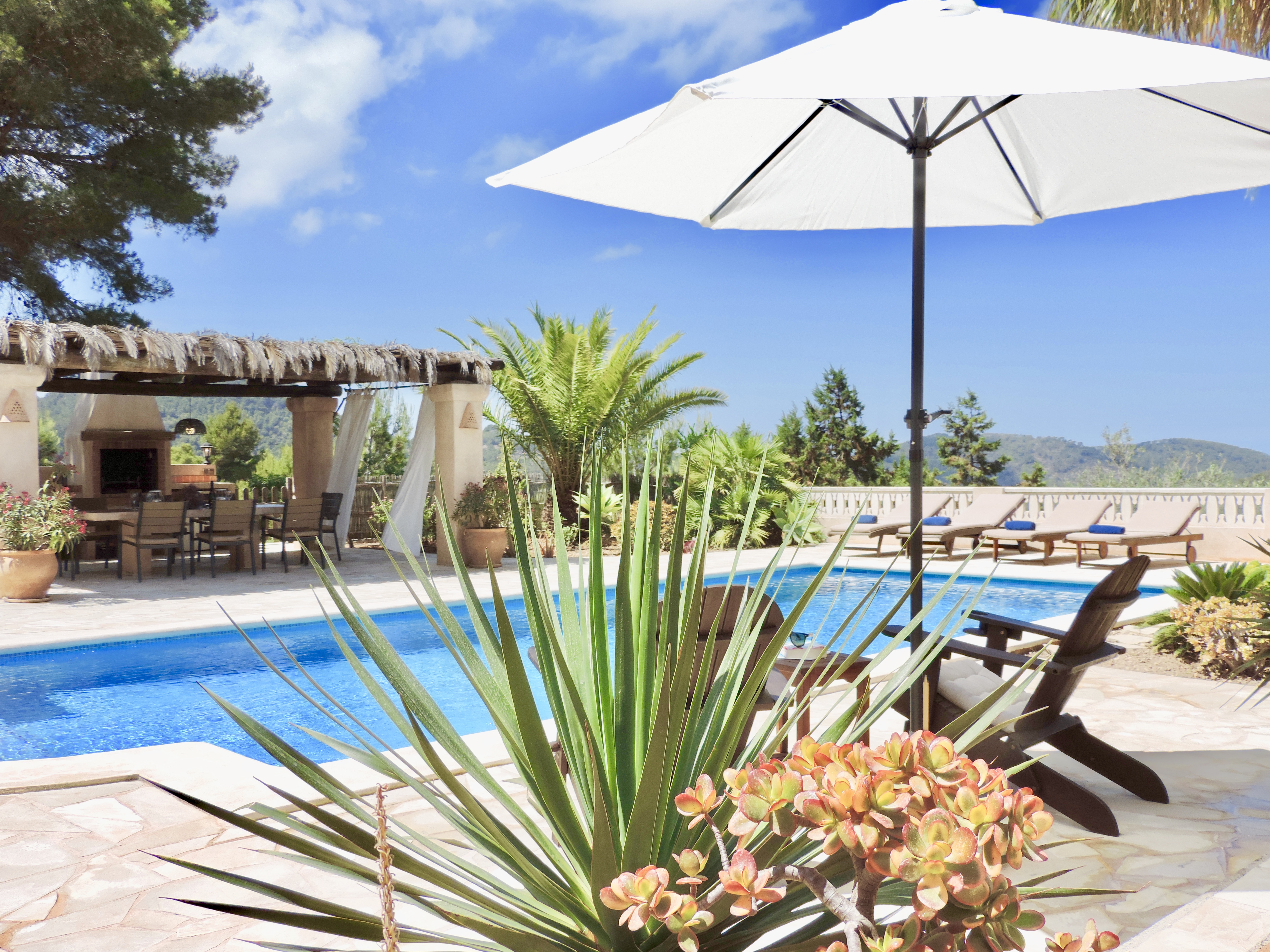 Jeronimo in Cala Tarida with Pool and Sea Views