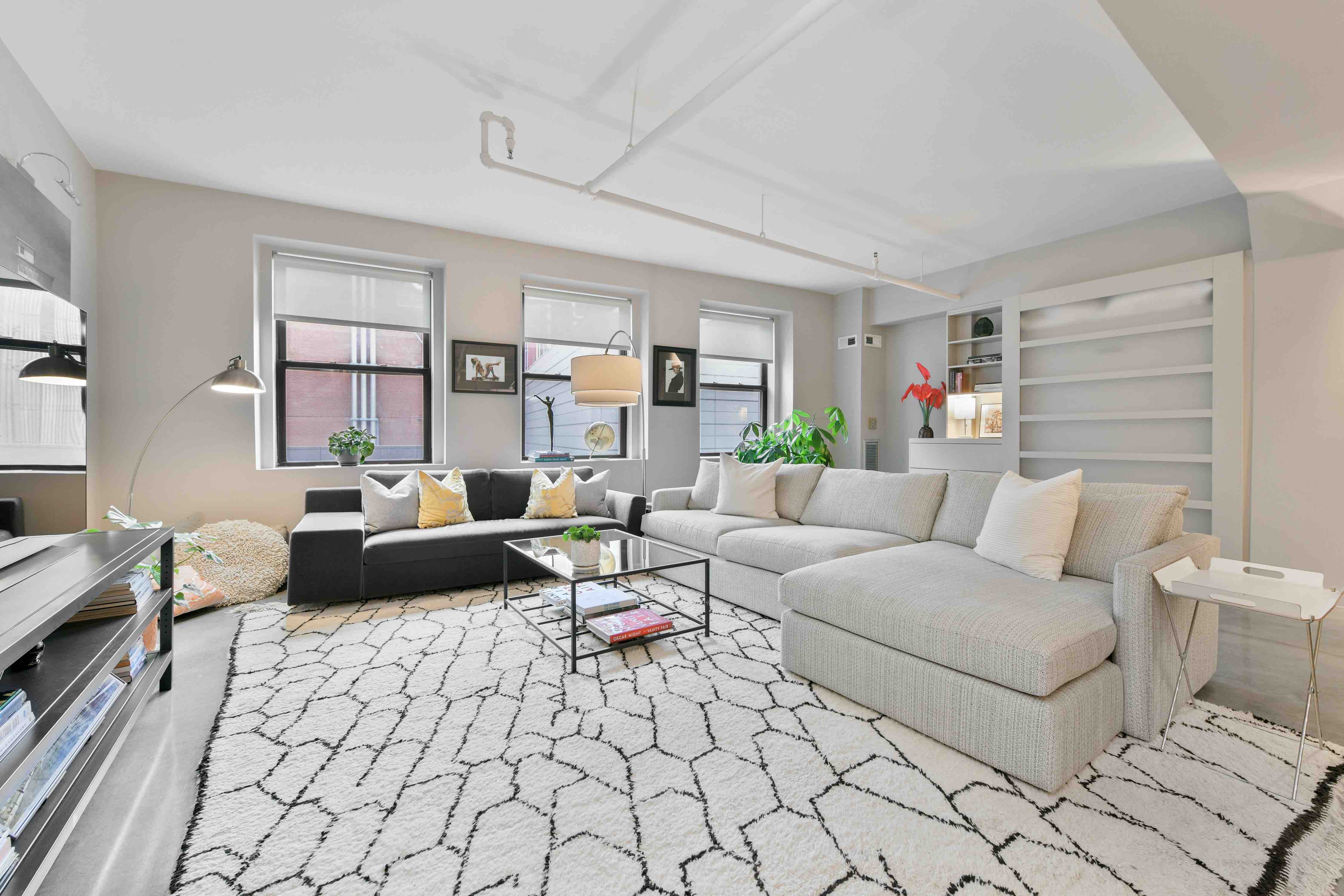Modern Loft, 1700 SqFt. Location!