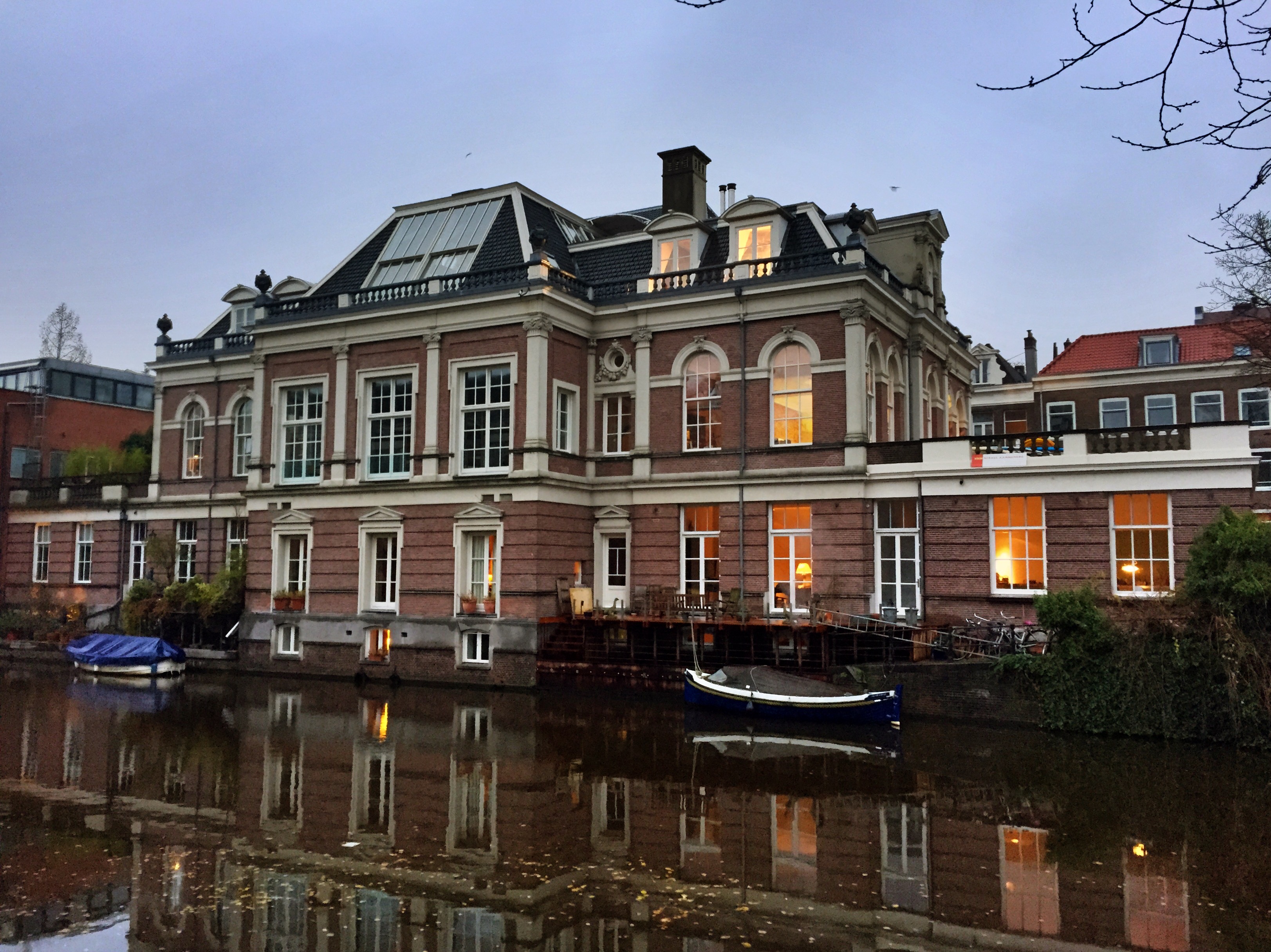 b&b einstein was here, amsterdam centrum albert I — Amsterdam stay