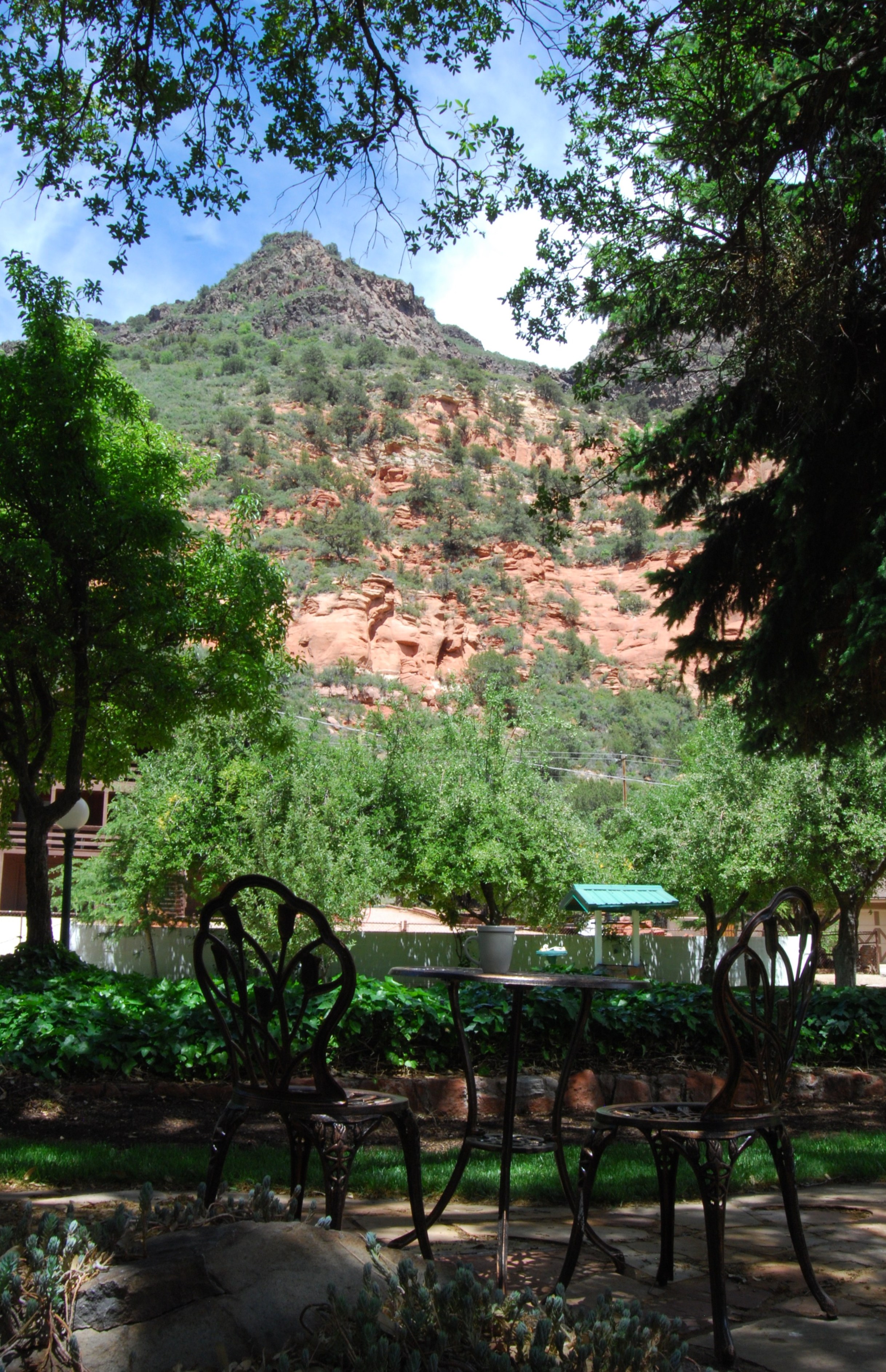 Cozy cottage on the creek Guest houses for Rent in Sedona, Arizona