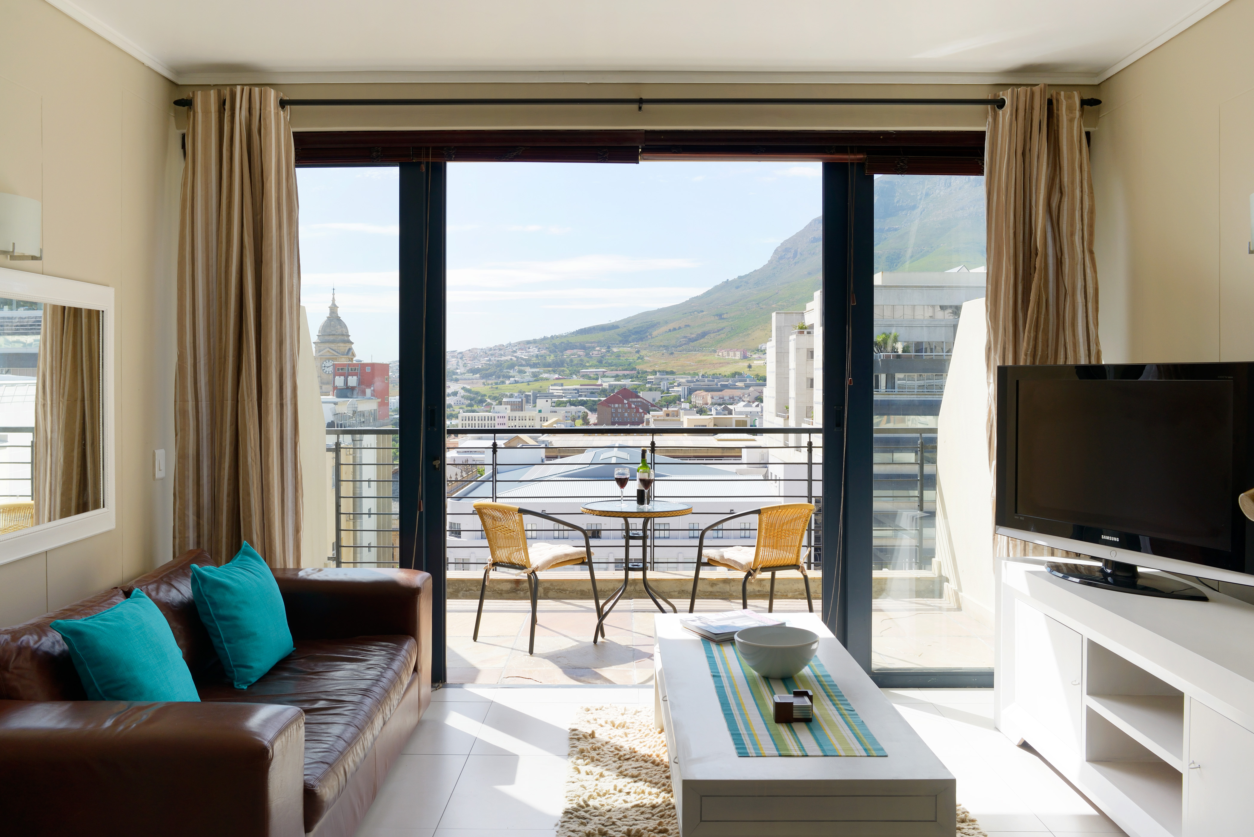 Cape Town Penthouse with Views. - No Load Shedding
