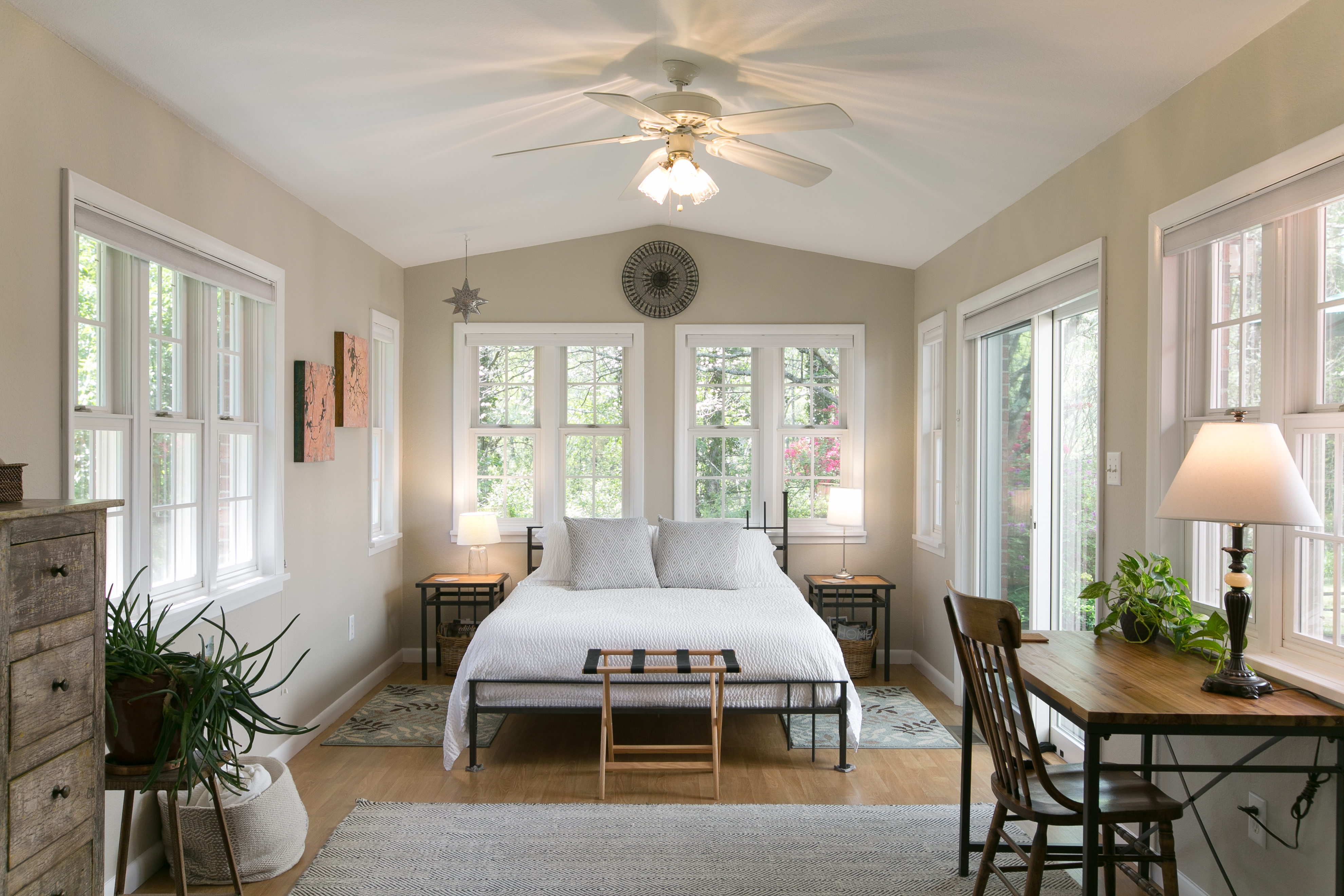 Sandy's Place in 28803, Asheville