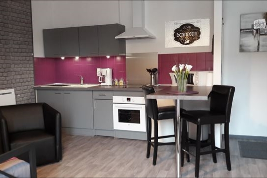 30 m2 2 p. fully equipped prox. feet train station+transport
