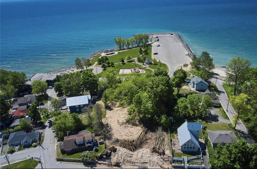 Unique Two Family / Large Family Home by the Beach Houses for Rent in