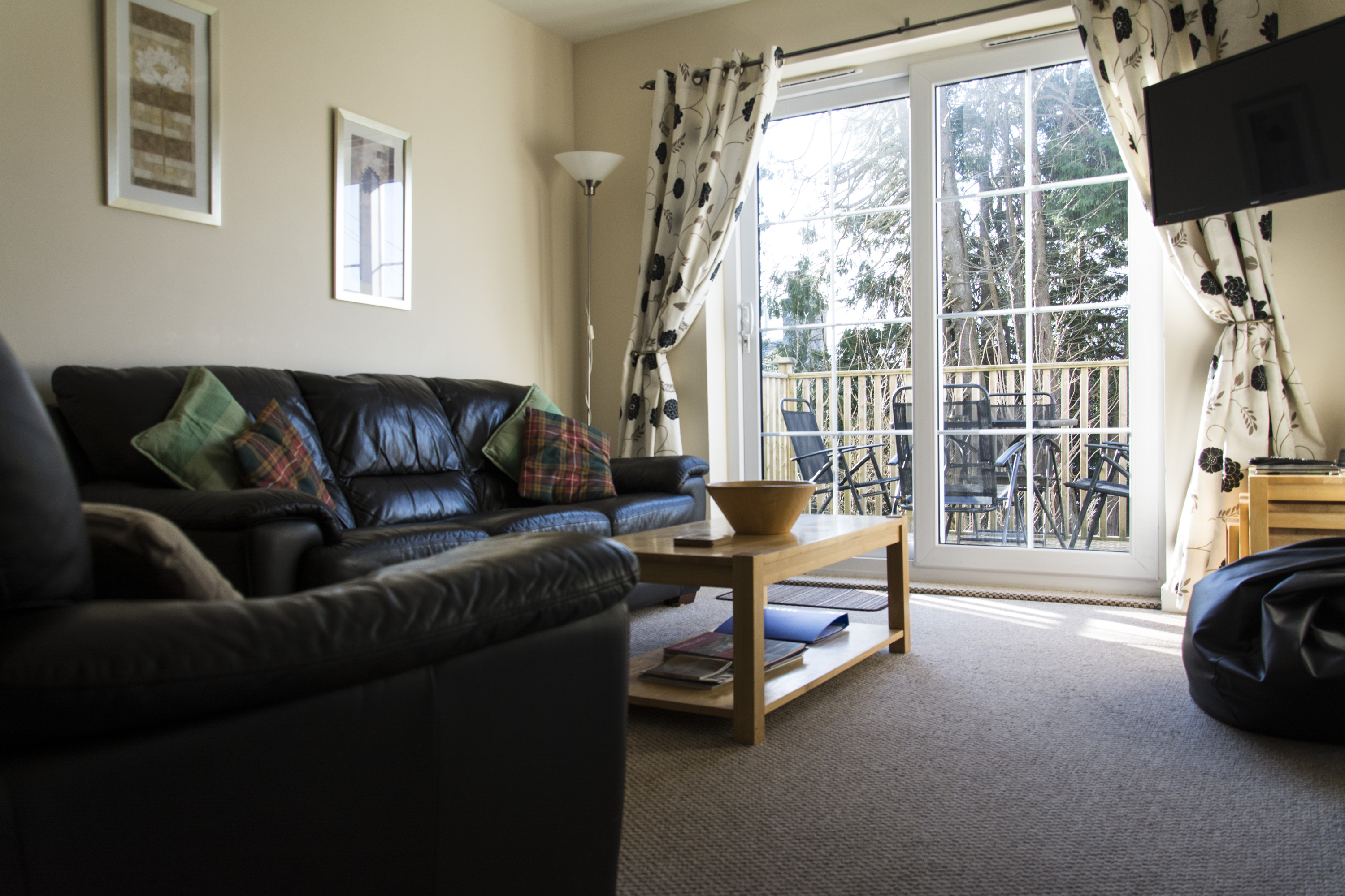 2 Bedroom Entire Apartment Central Portree