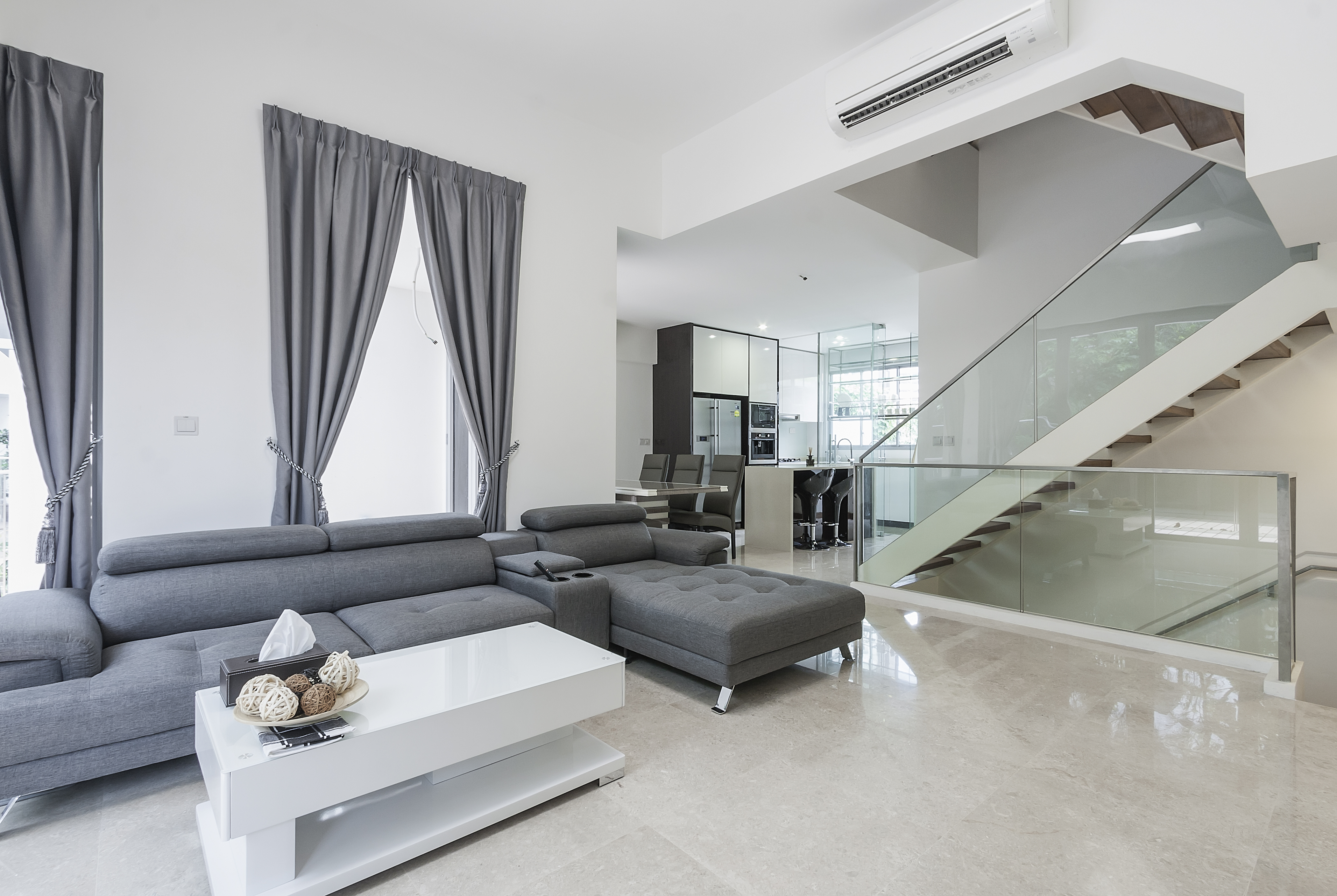 Elegant Room with Private Pool (1)