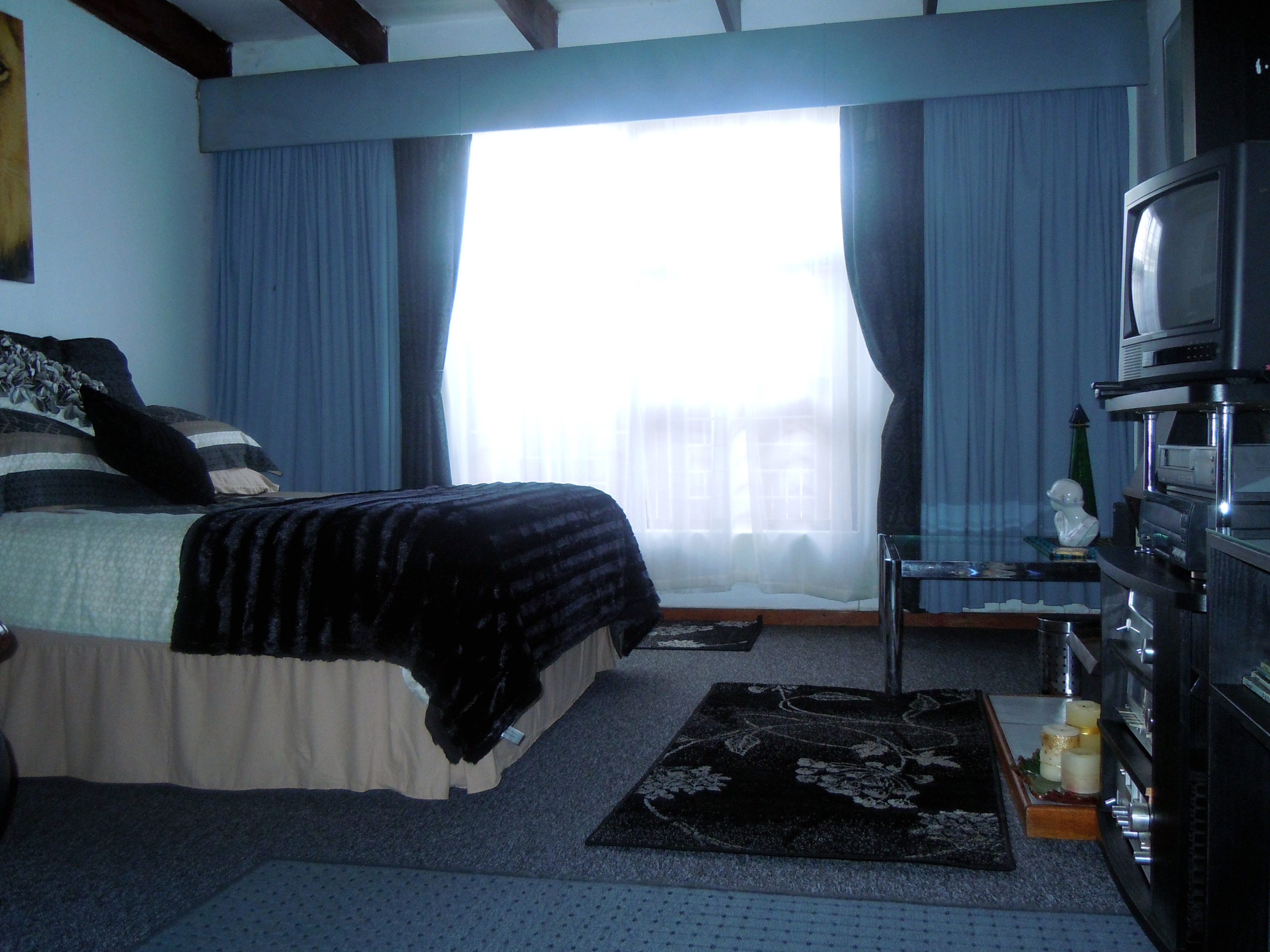Charming and spacious double room in Ward 64, Cape Town