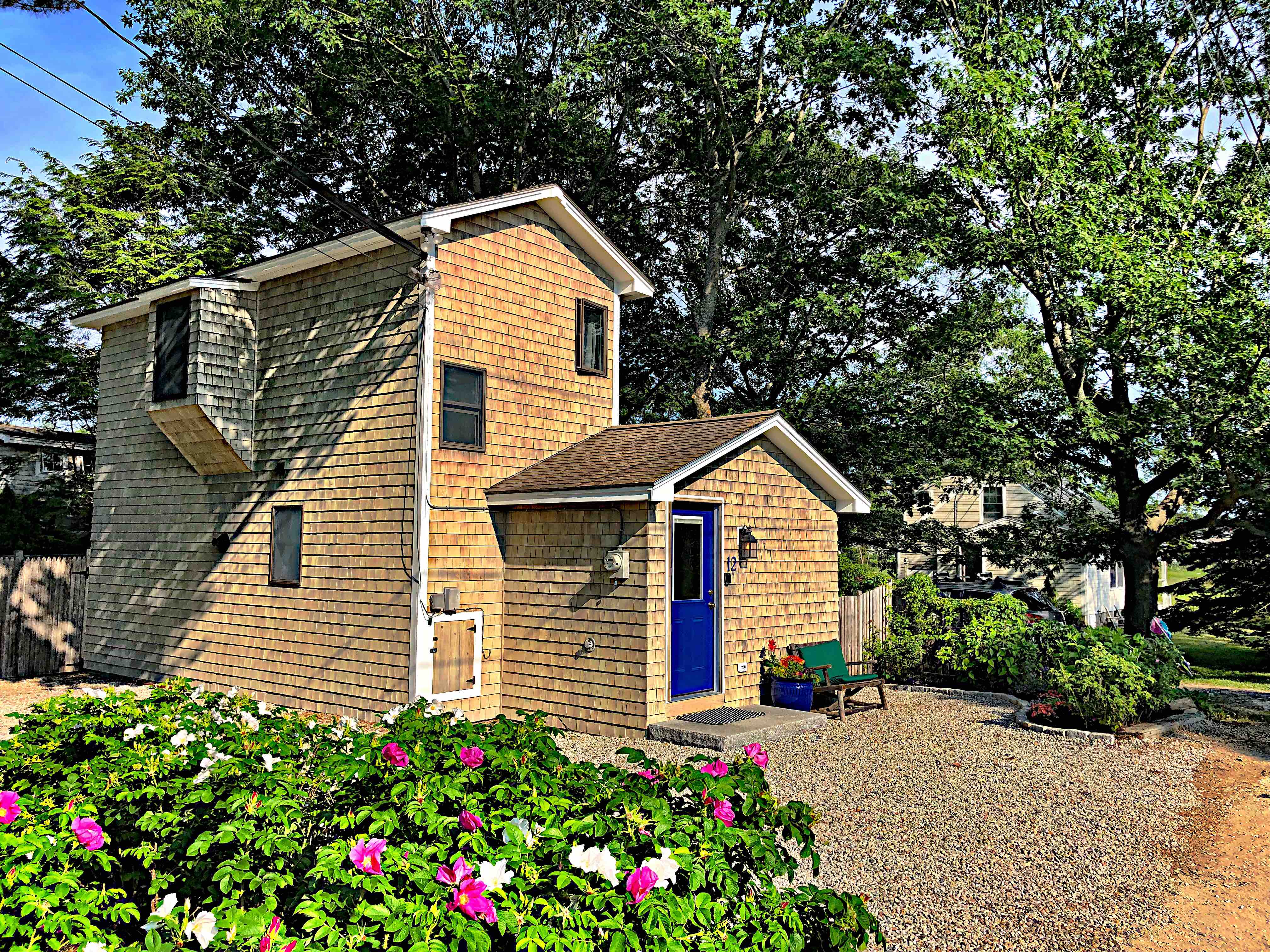 Marshview Cottage:  charming, quiet & water views!