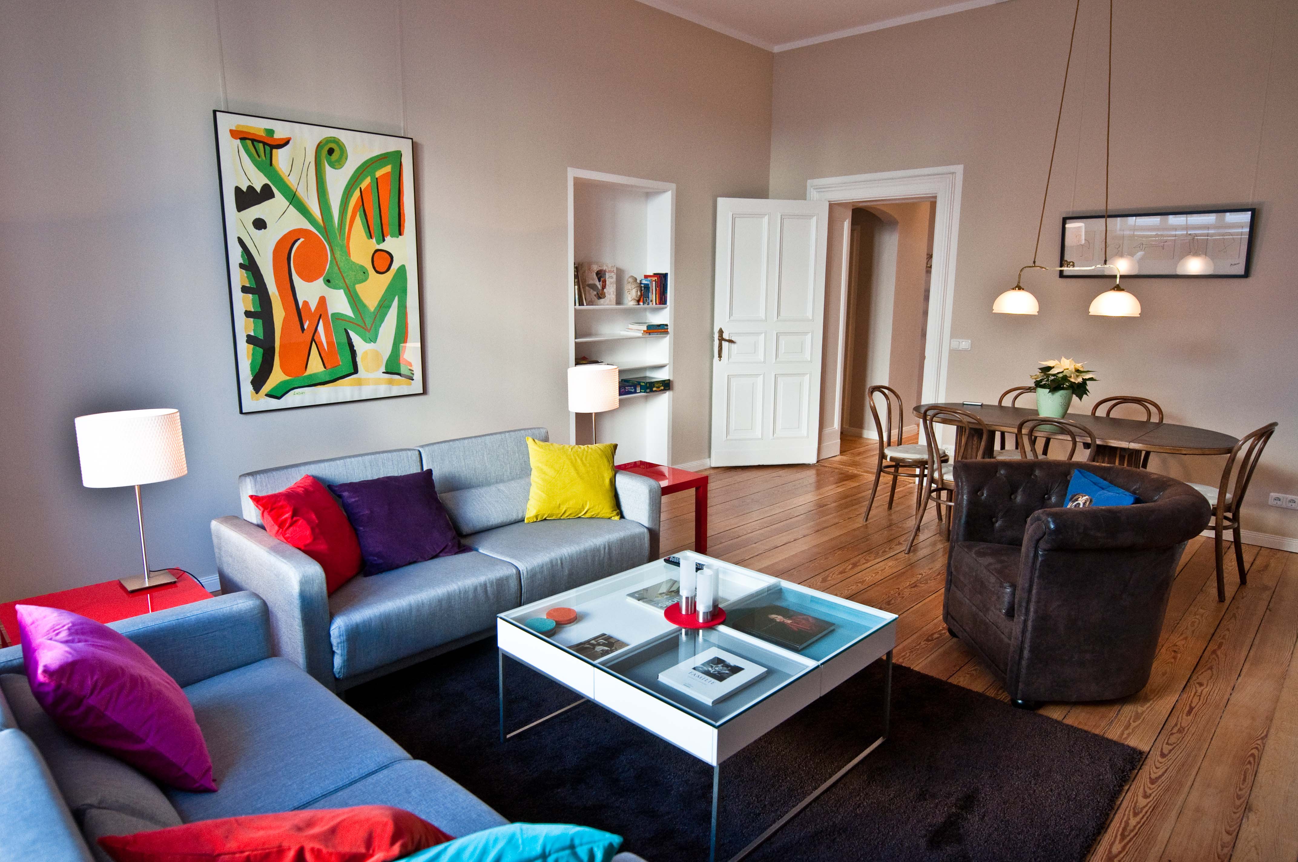 2BR Urban Retreat in prime Berlin West location in Halensee, Berlin