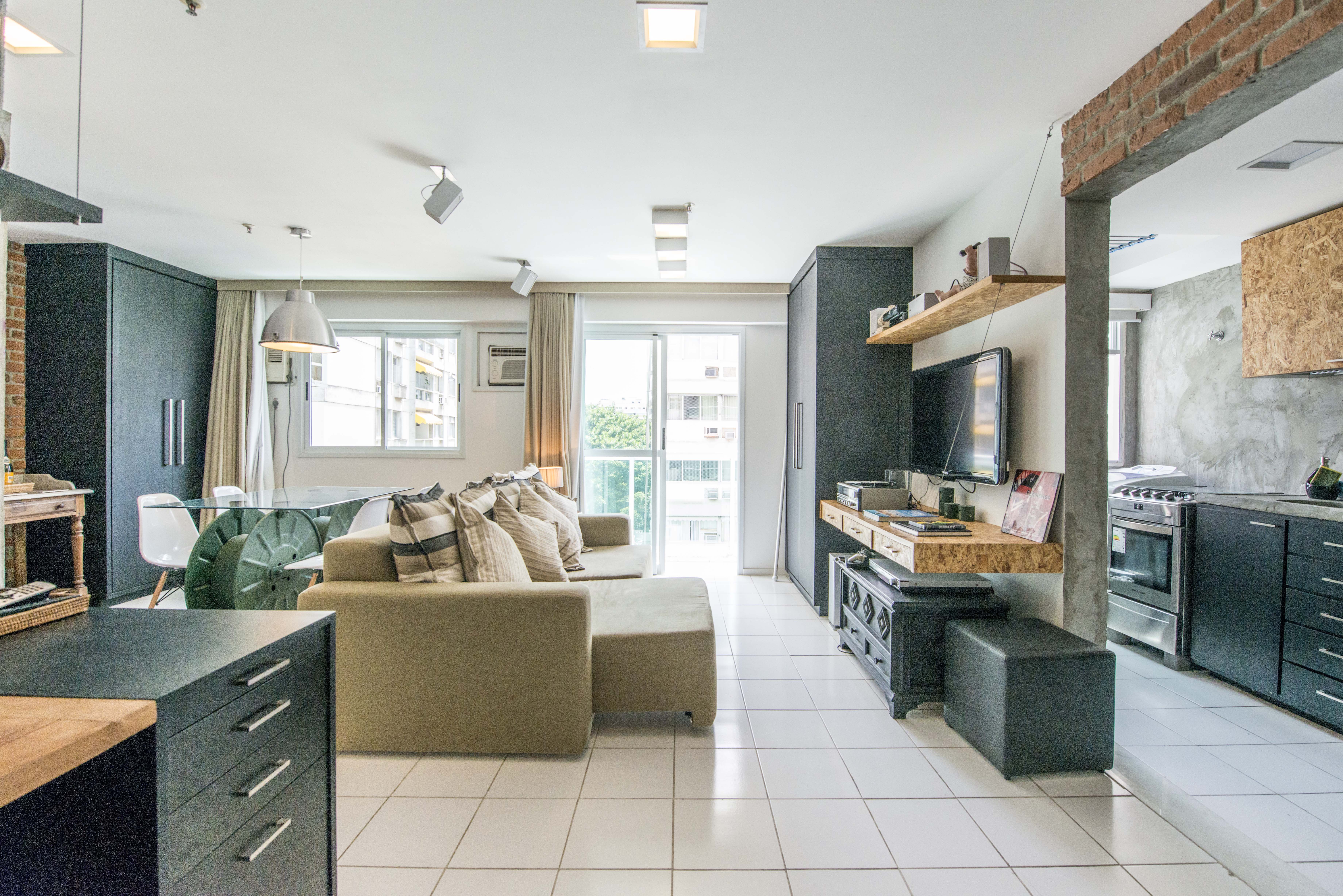 Customized Aparthotel with Spacious Home-office