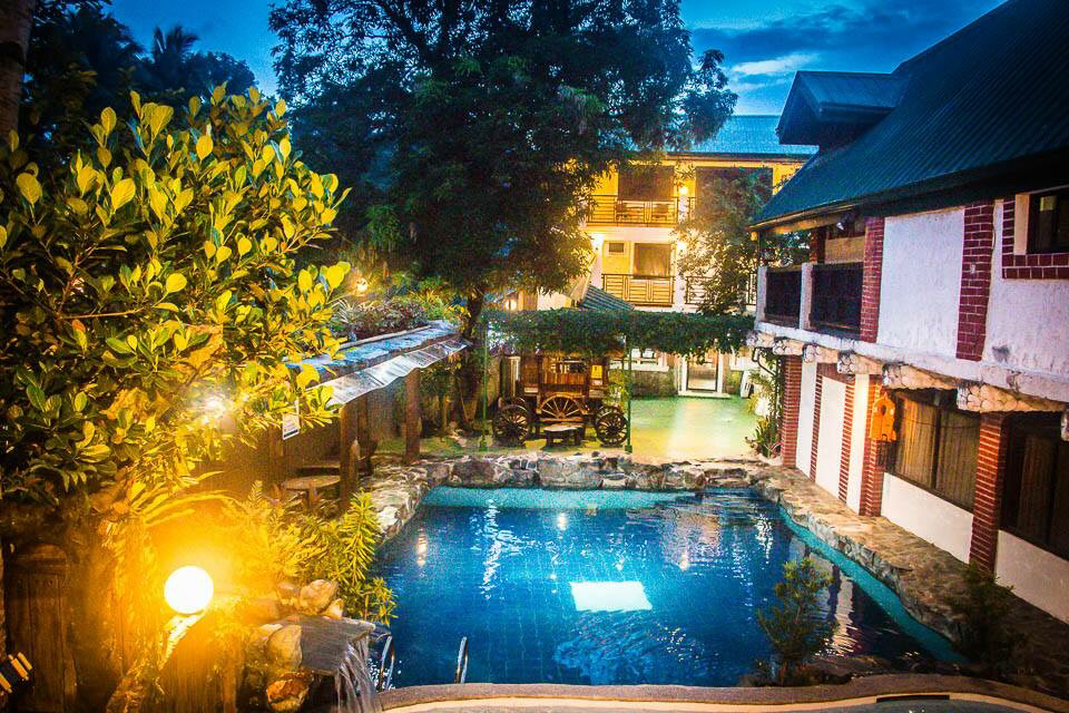 Ciudad Villa Private Pool Exclusive for You! Villas for Rent in Caloocan, NCR, Philippines