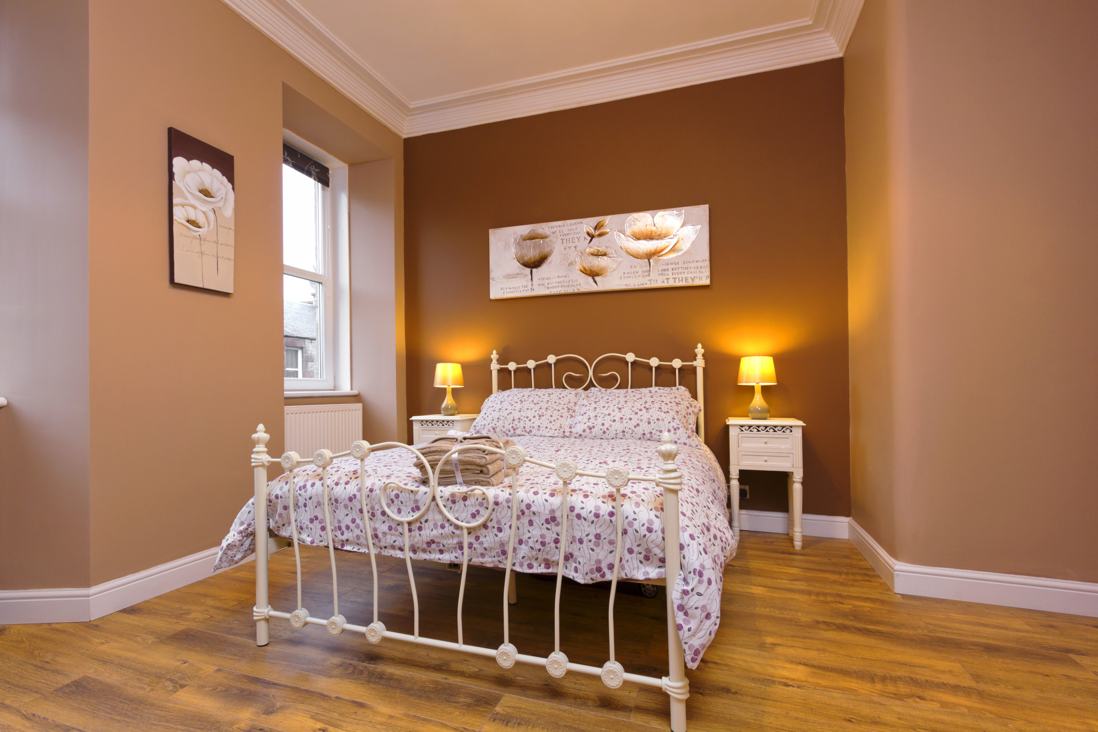 Stylish Apartment near Royal Mile with Netflix! in Abbeyhill, Edinburgh