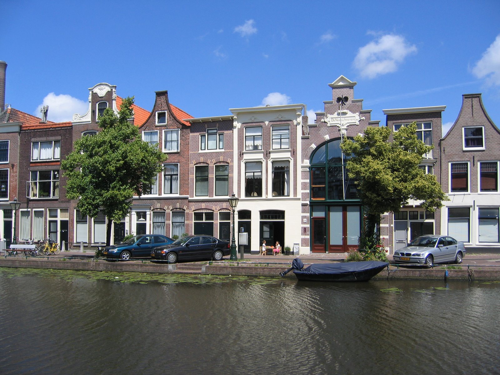 Historic canal house in Leiden Houses for Rent in Leiden, South