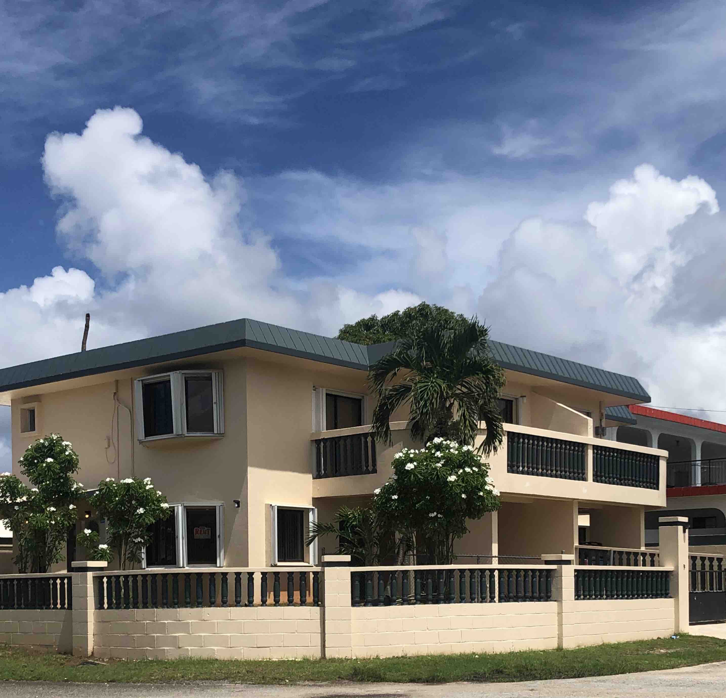3 bedroom TOWNHOUSE in Tamuning, Guam Tamuning의 타운하우스에서 살아보기, 괌