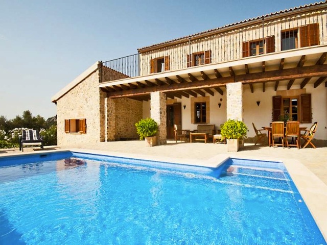 Beautiful villa with pool, Alcudia in Alcúdia, Mallorca